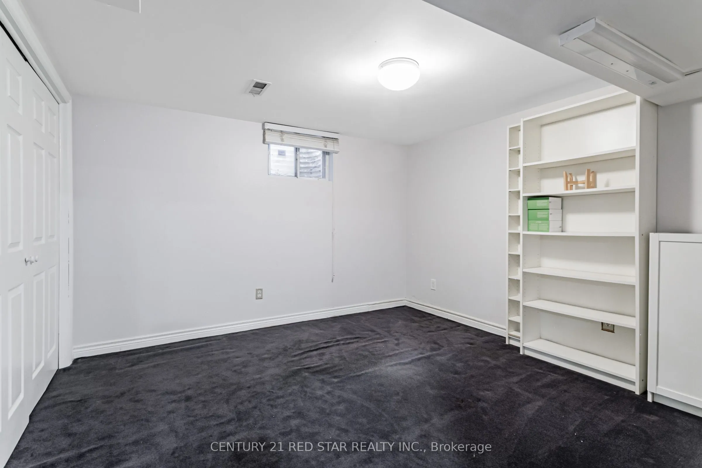 56 Silverthorne Bush Drive