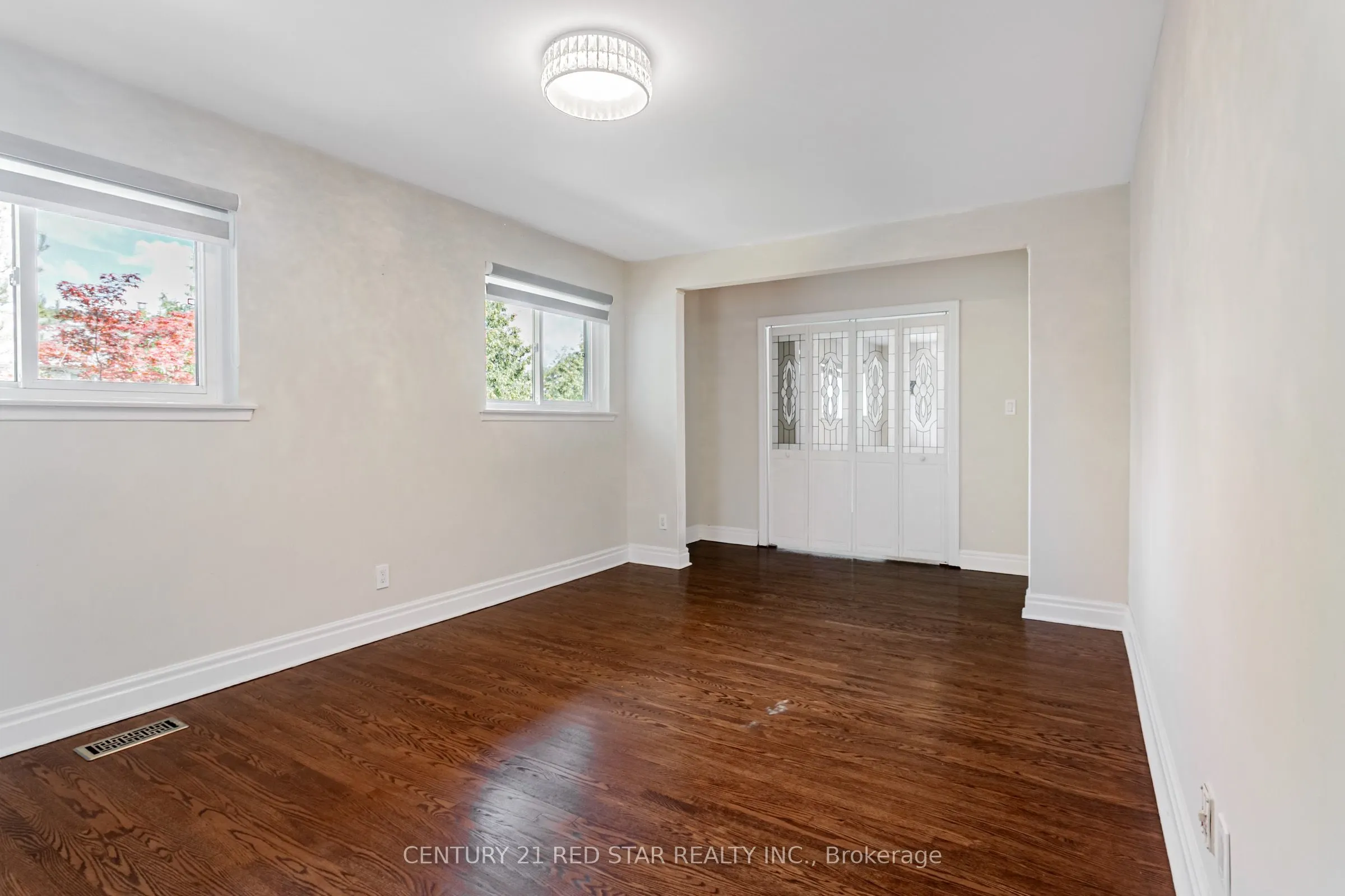 56 Silverthorne Bush Drive