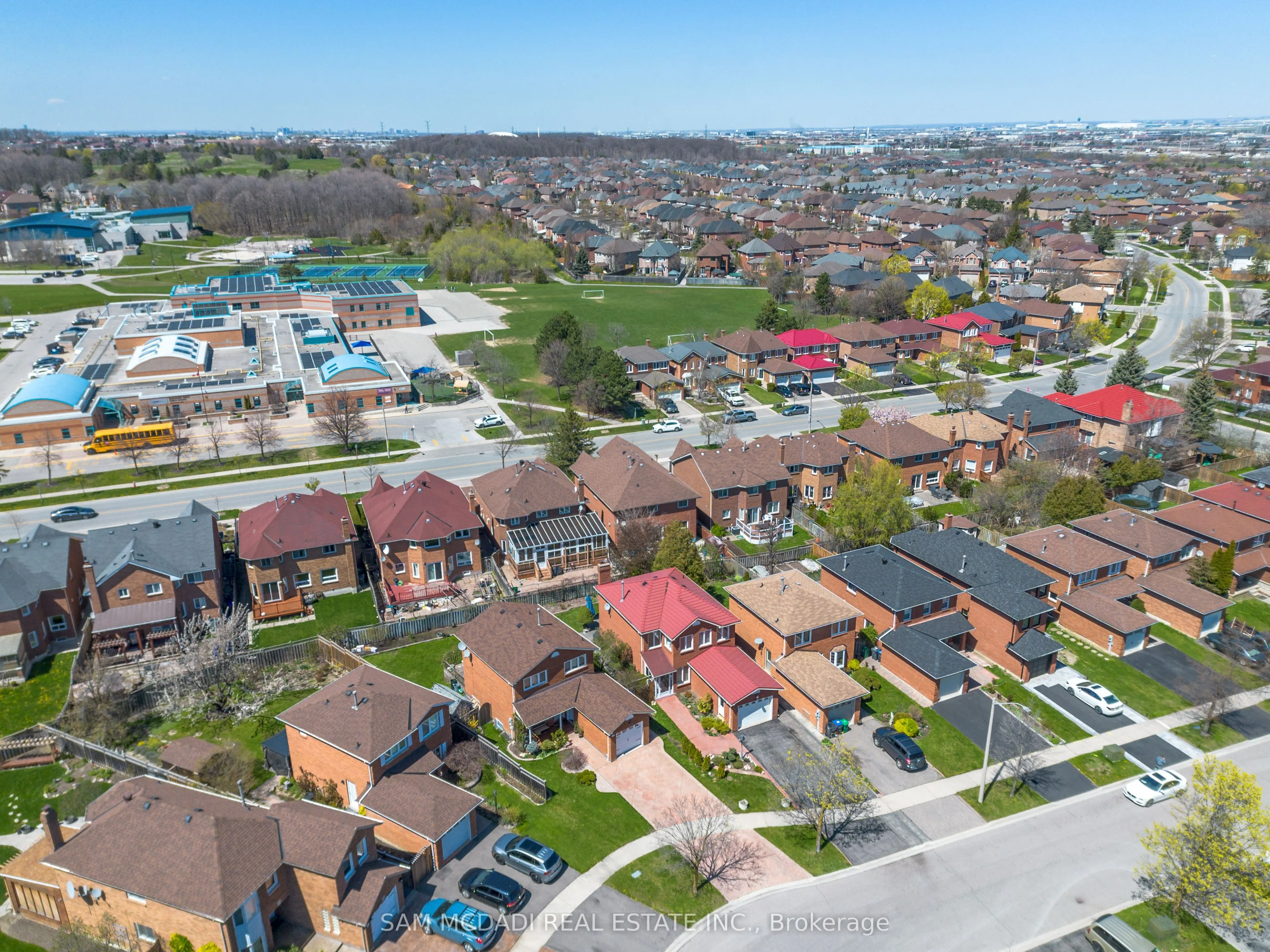160 Tuscadero Crescent