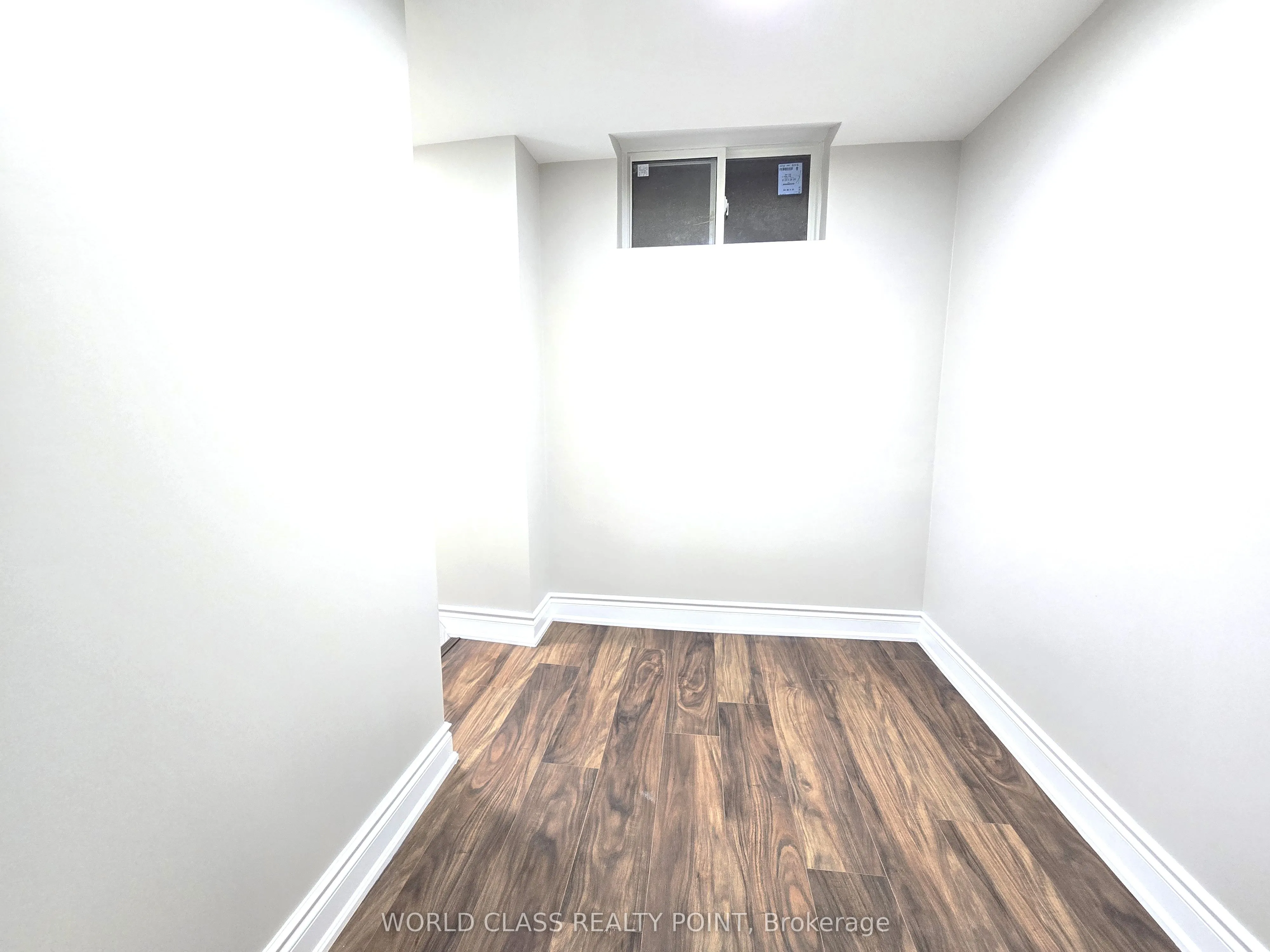 89 Cayuga Avenue, #Basement
