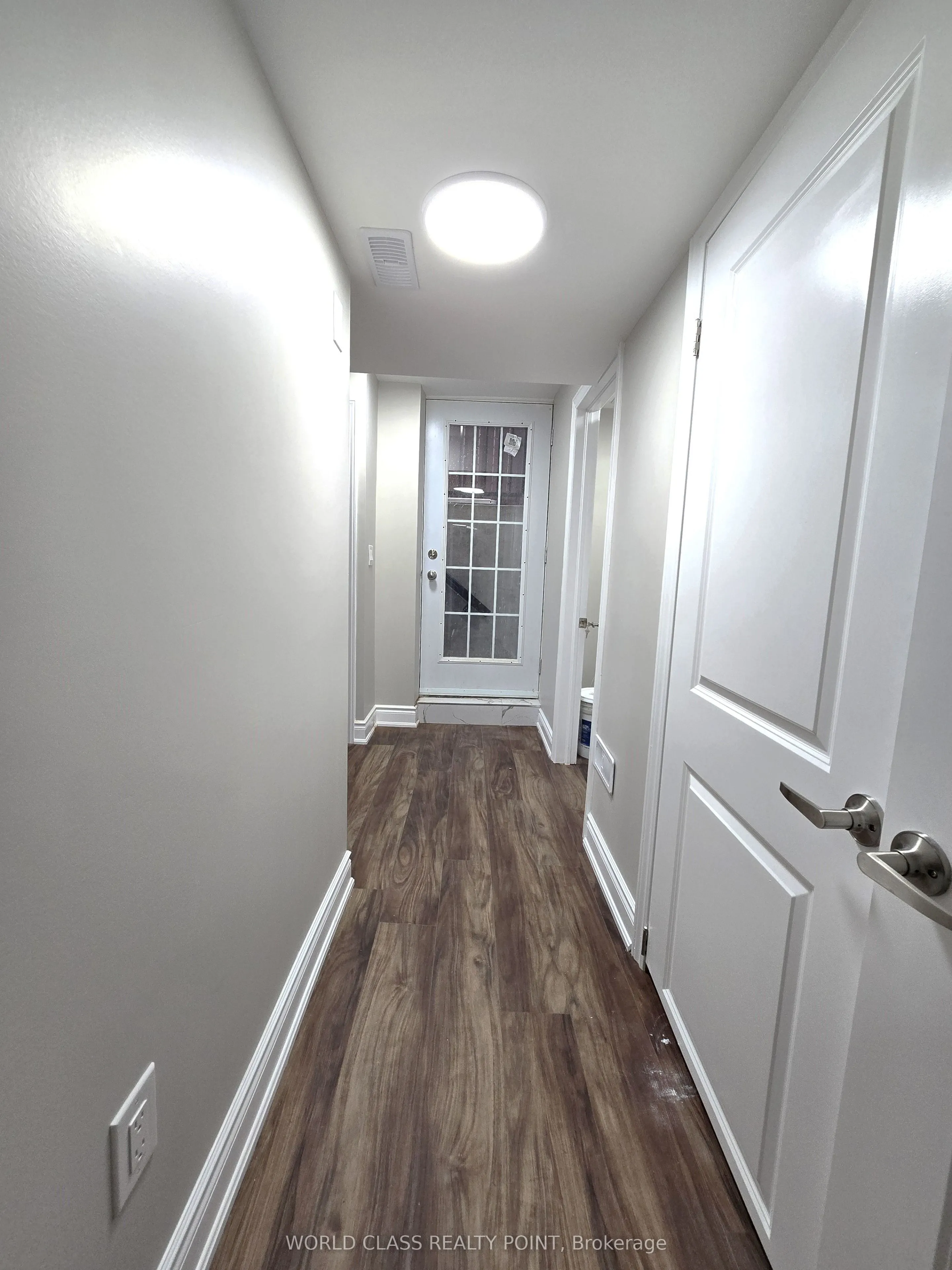89 Cayuga Avenue, #Basement