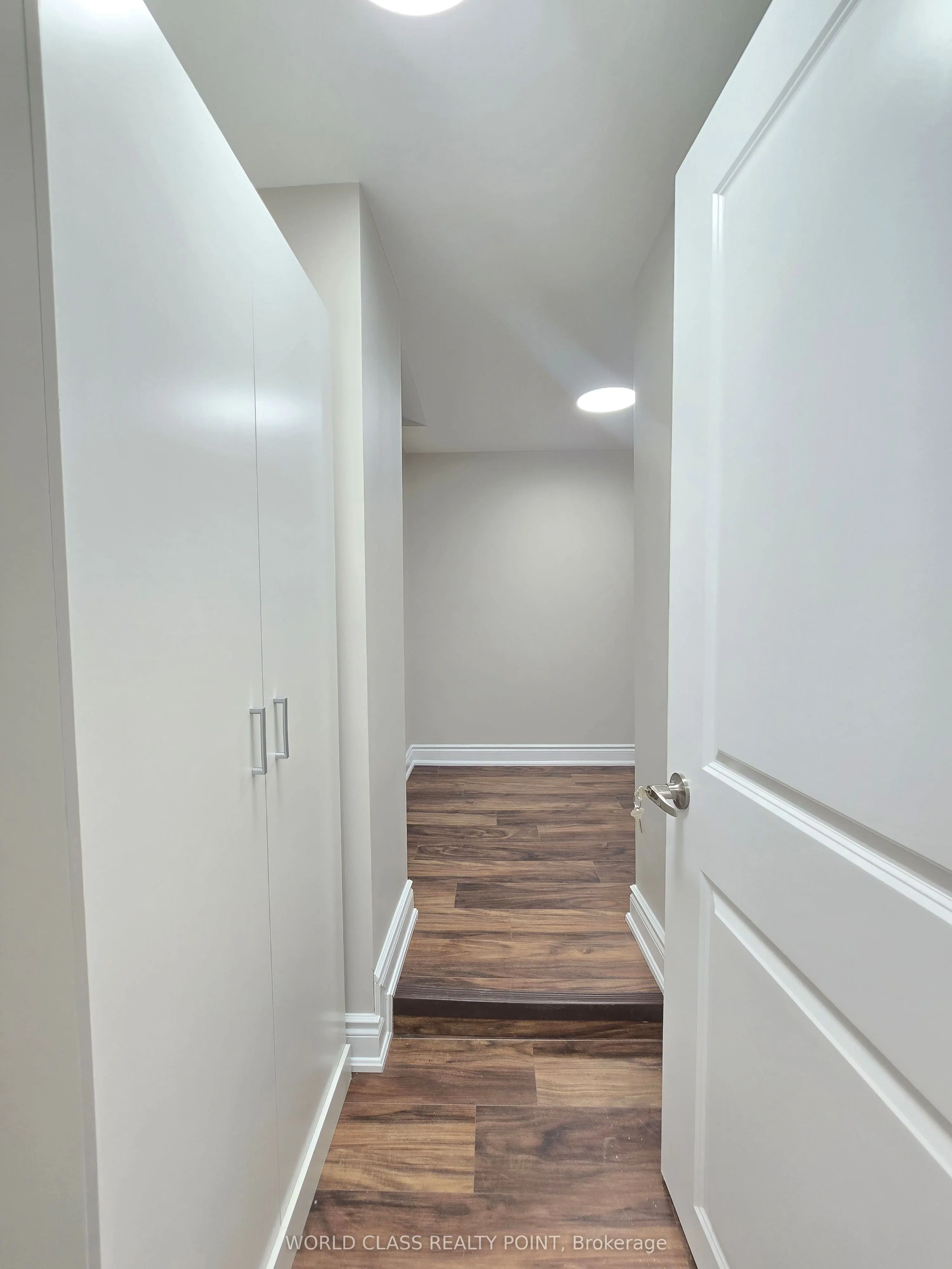 89 Cayuga Avenue, #Basement