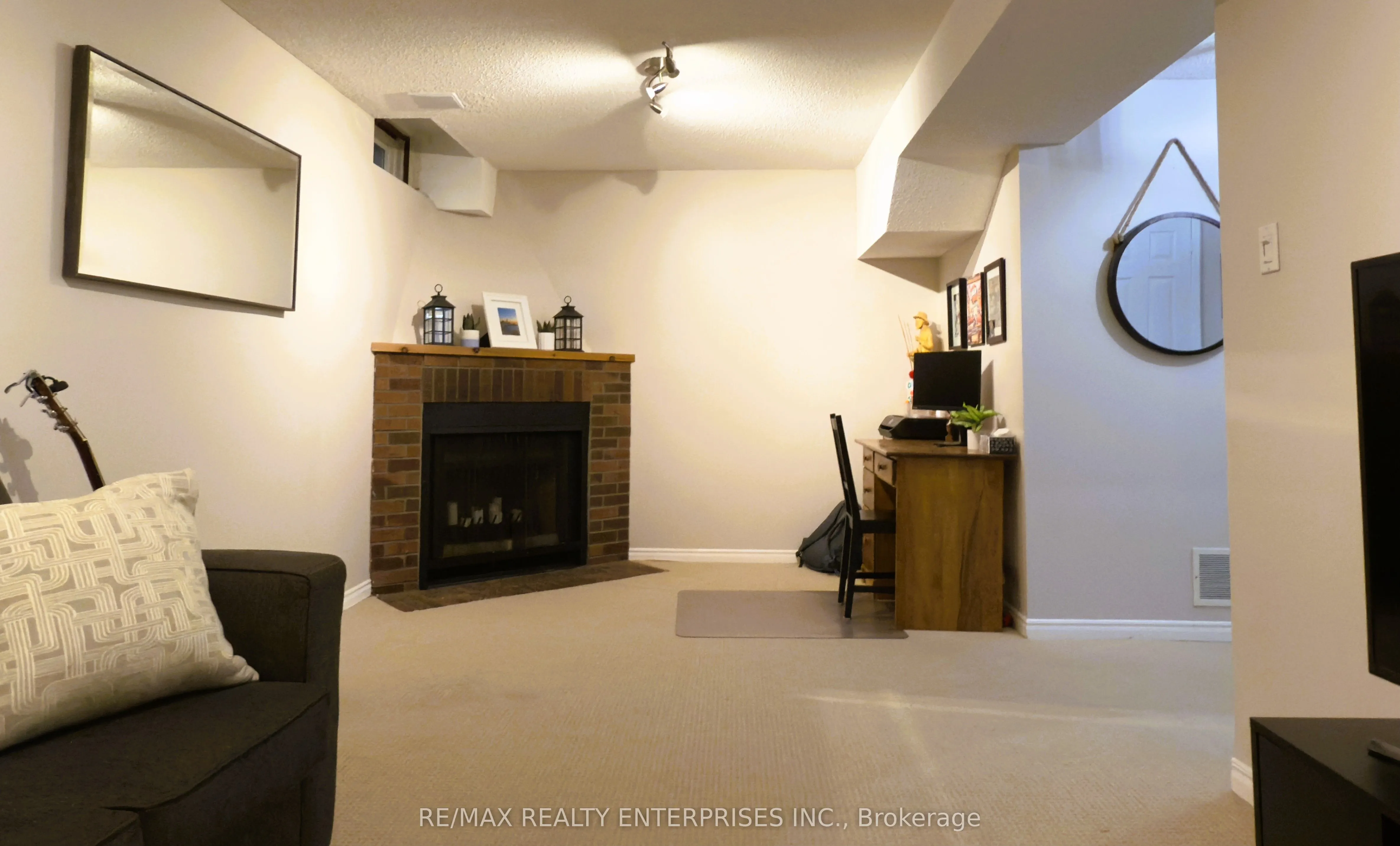 1180 Walden Circle, #19