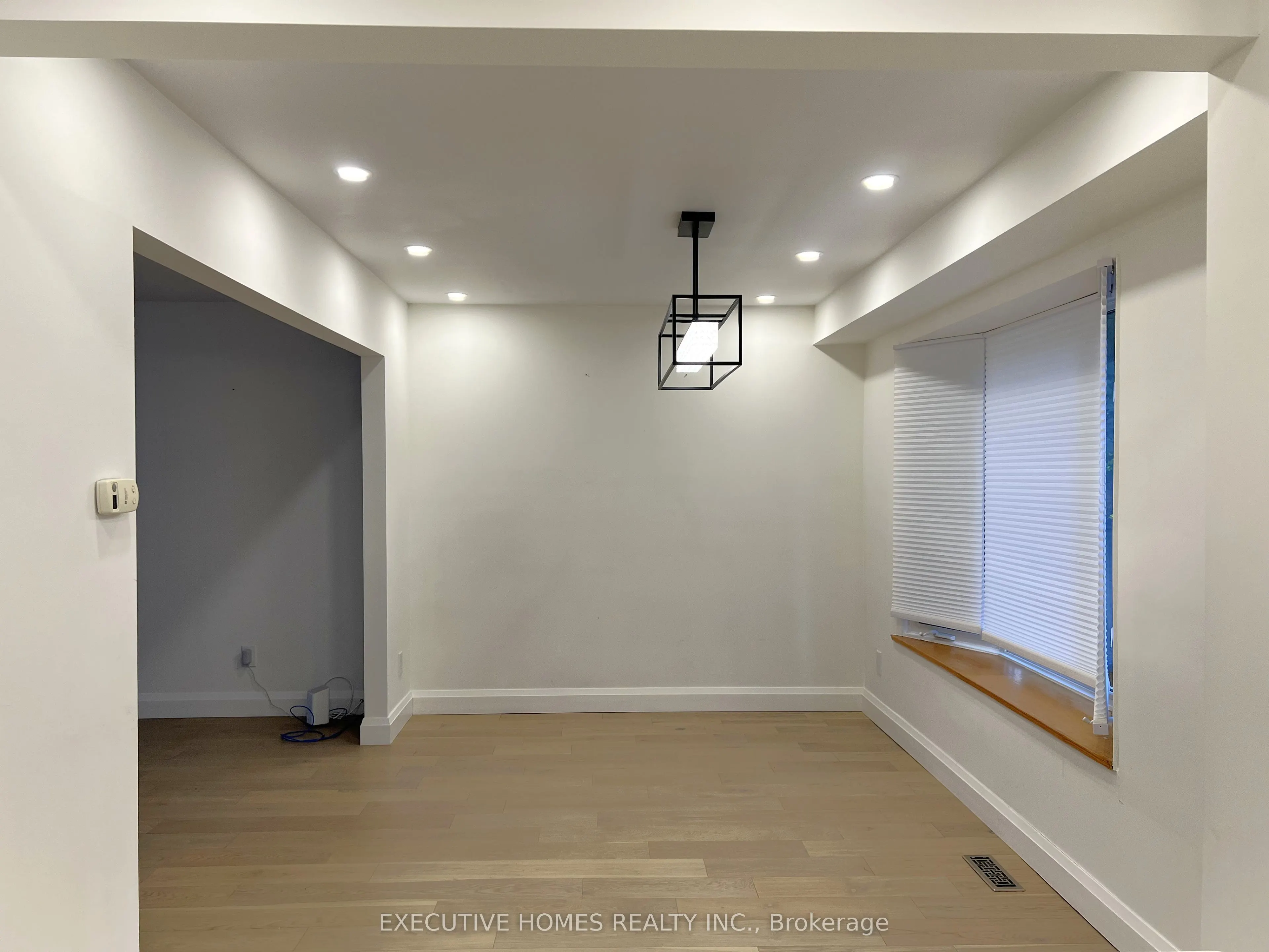 962 Raintree Lane