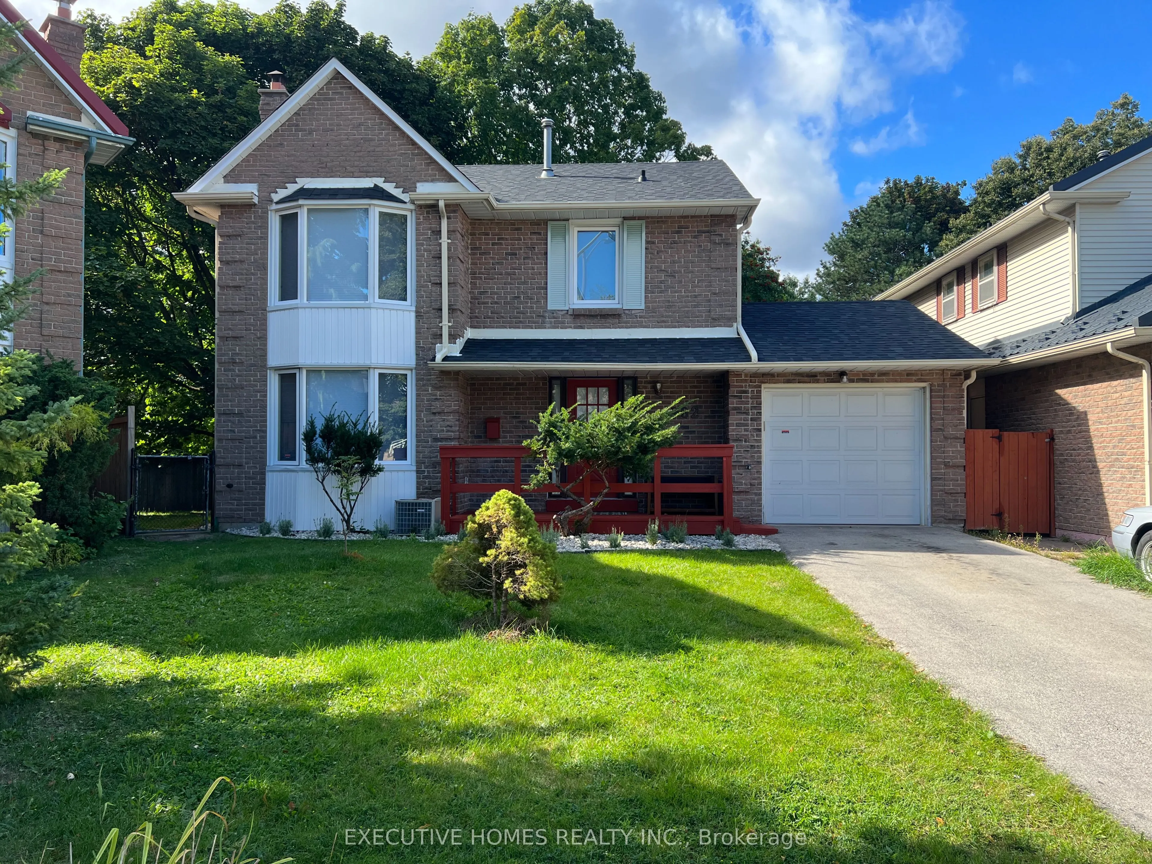 962 Raintree Lane