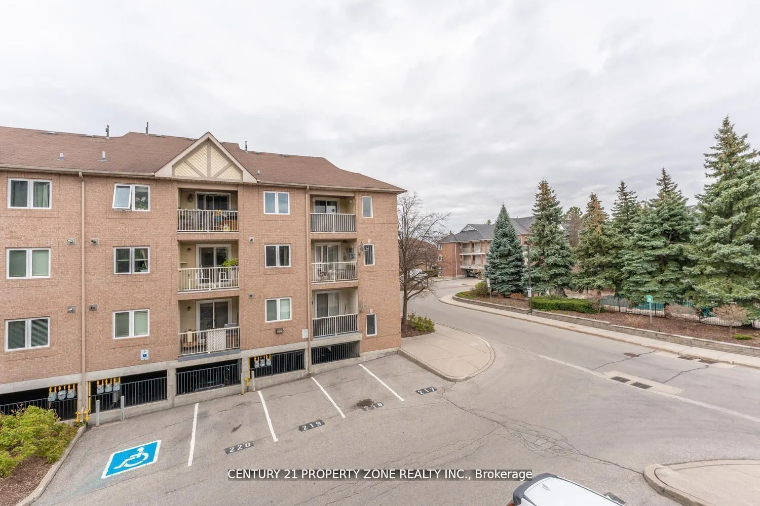 85 Bristol Road E, #139