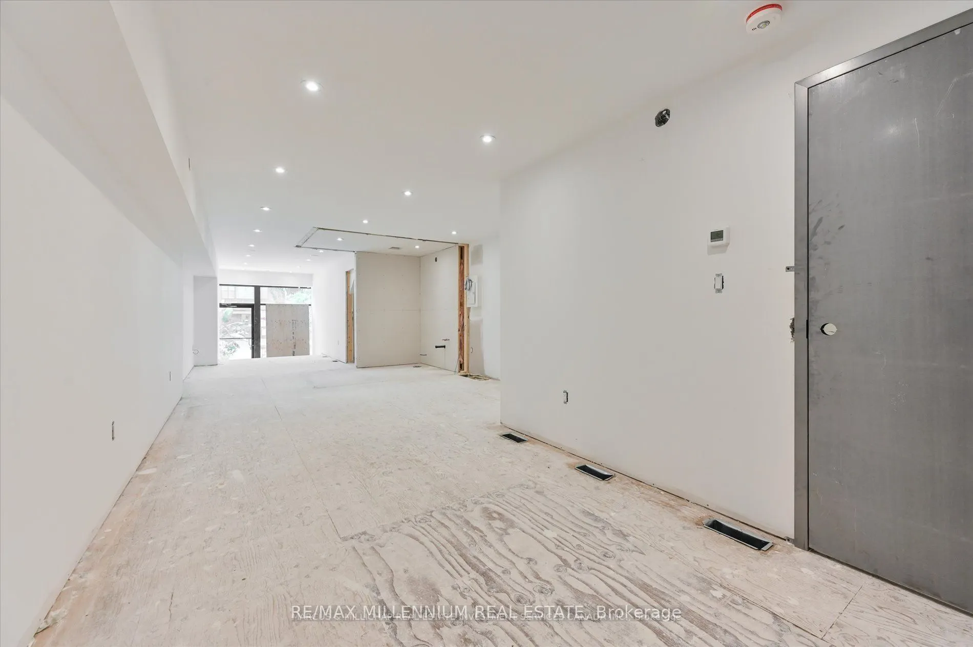 415 Jane Street W