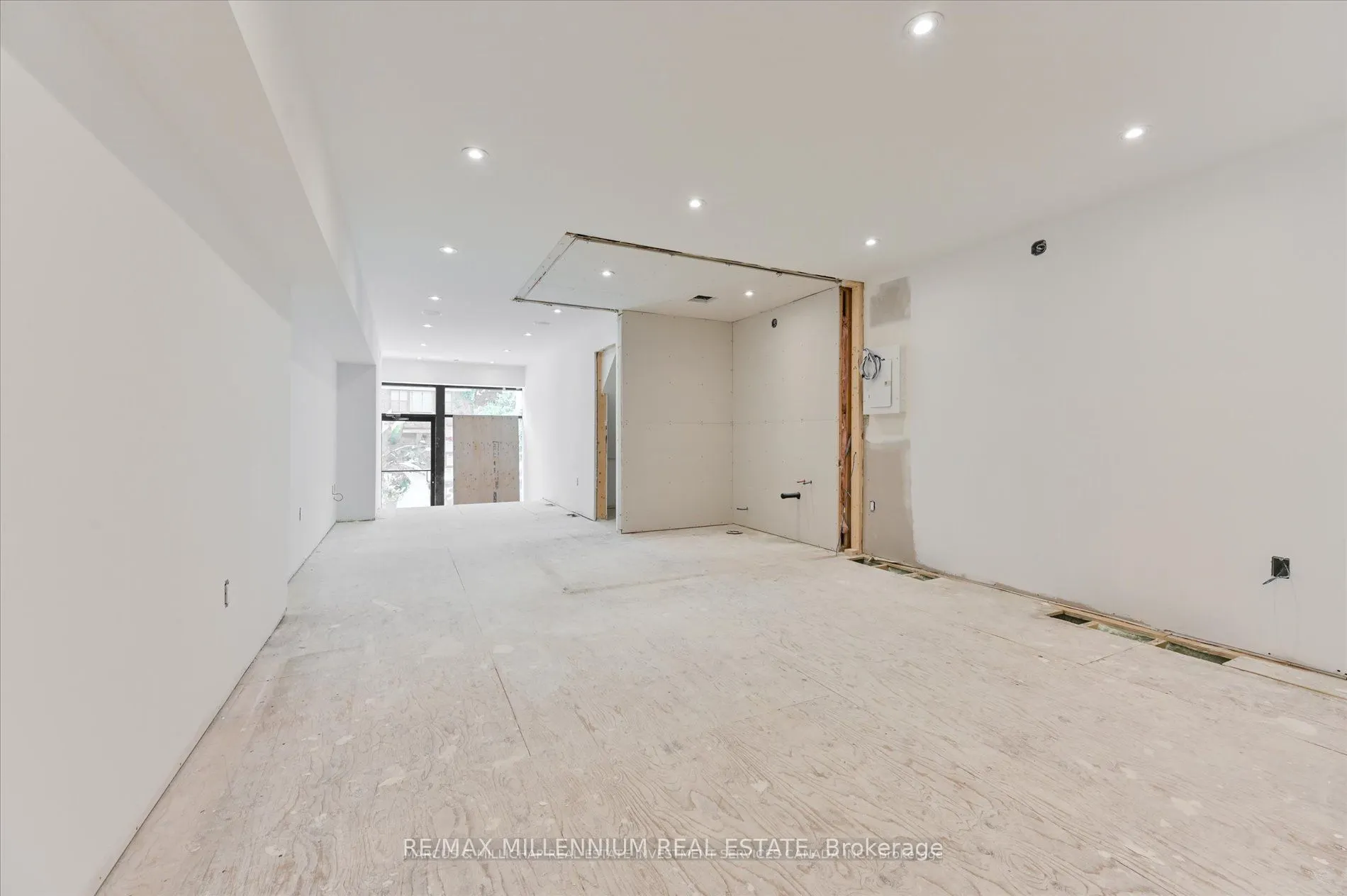 415 Jane Street W