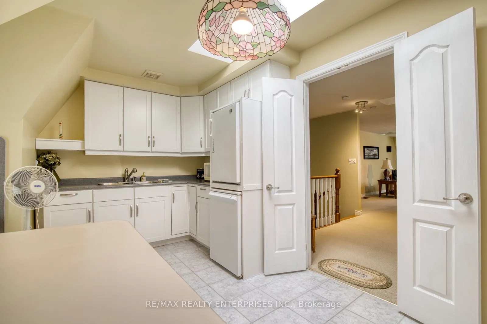 23 Ellen Street, #4