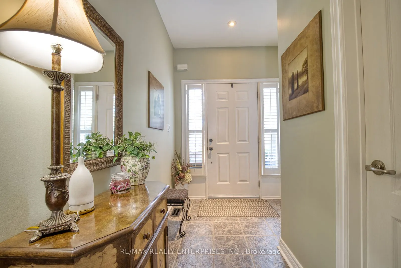 23 Ellen Street, #4