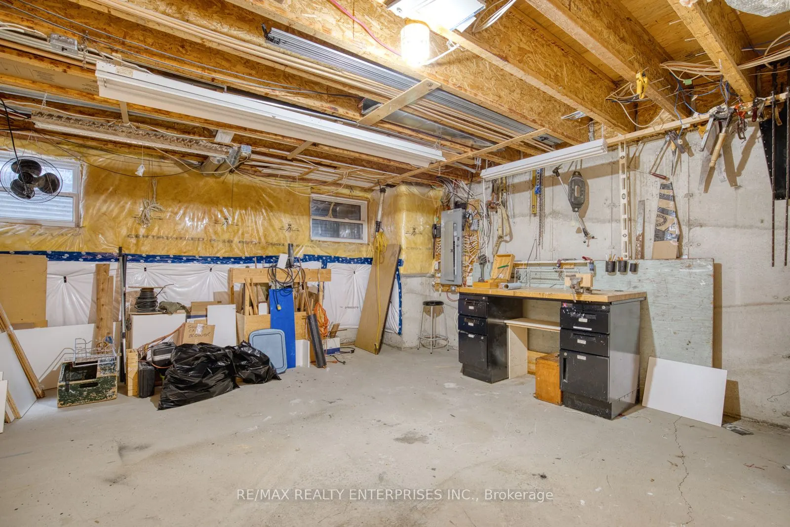 23 Ellen Street, #4