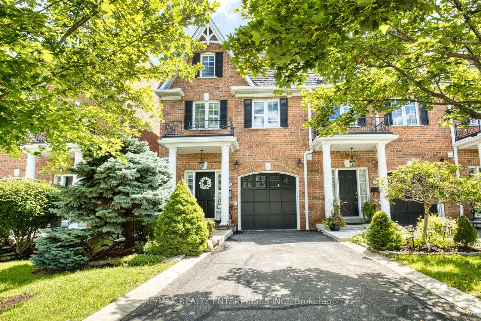 23 Ellen Street, #4
