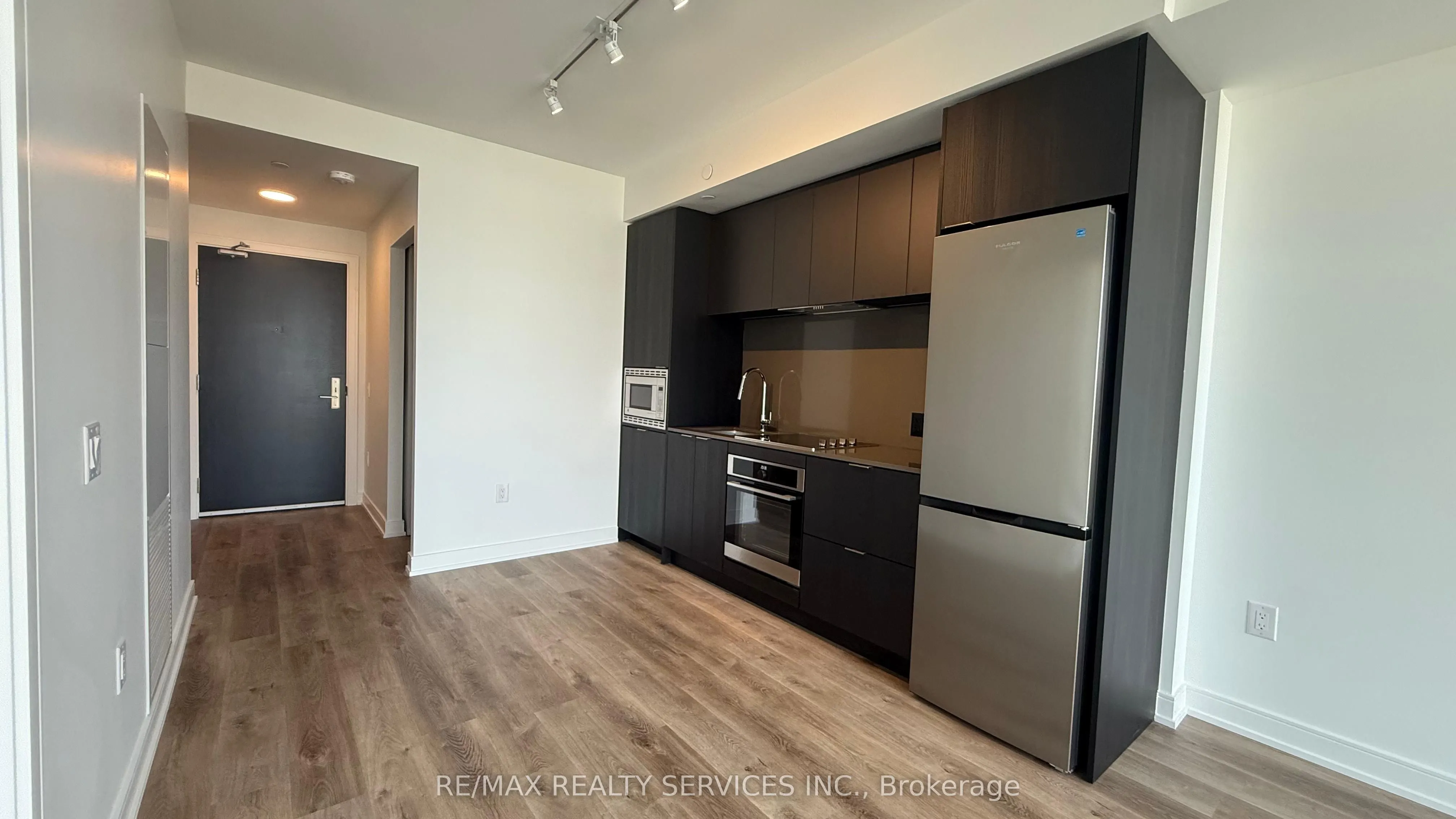 3009 Novar Road, #1121