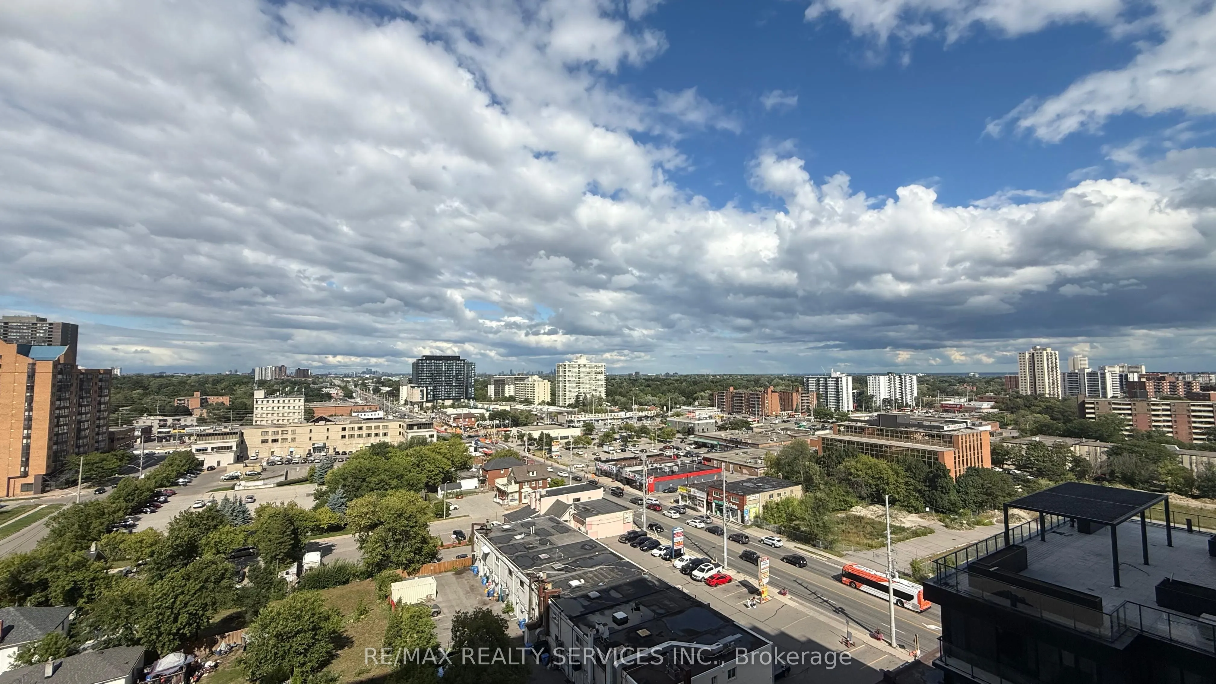 3009 Novar Road, #1121