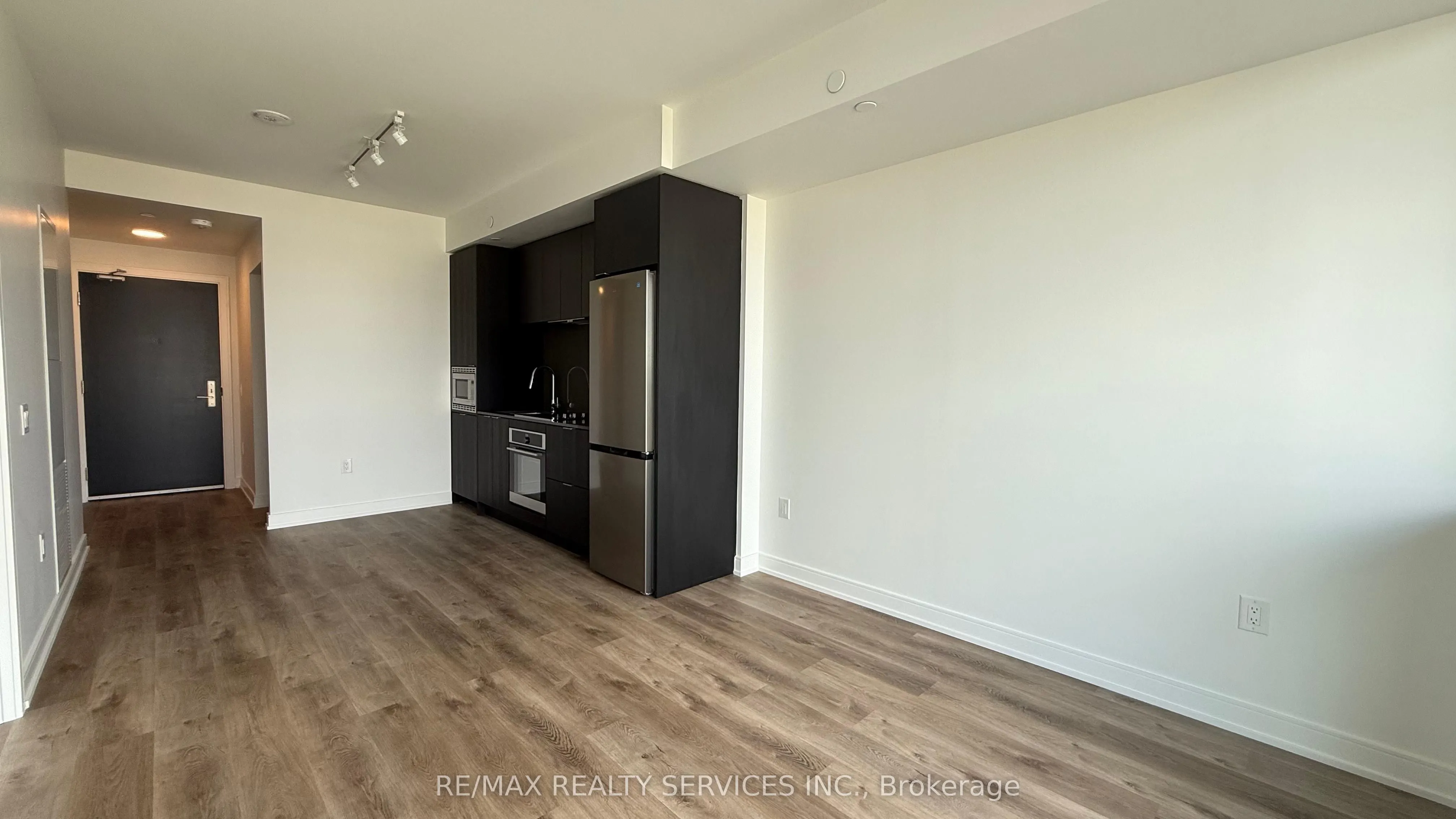 3009 Novar Road, #1121