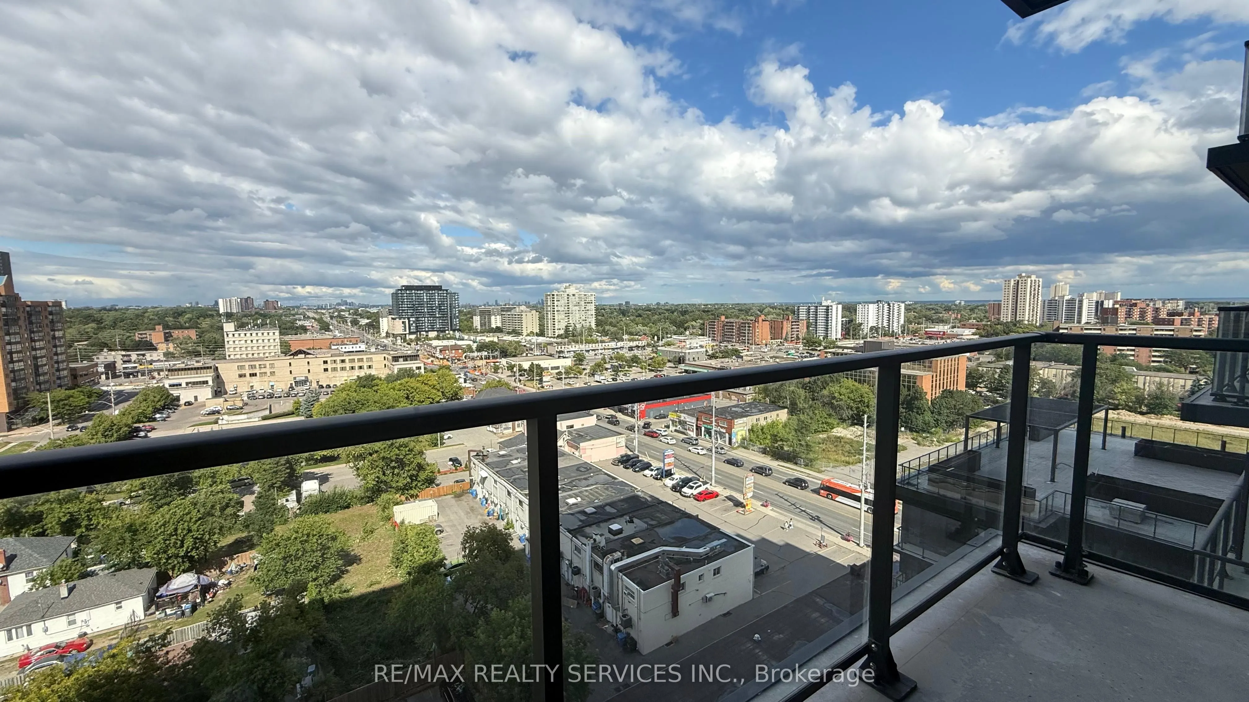 3009 Novar Road, #1121