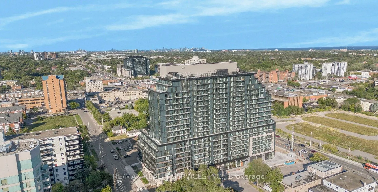 3009 Novar Road, #1121