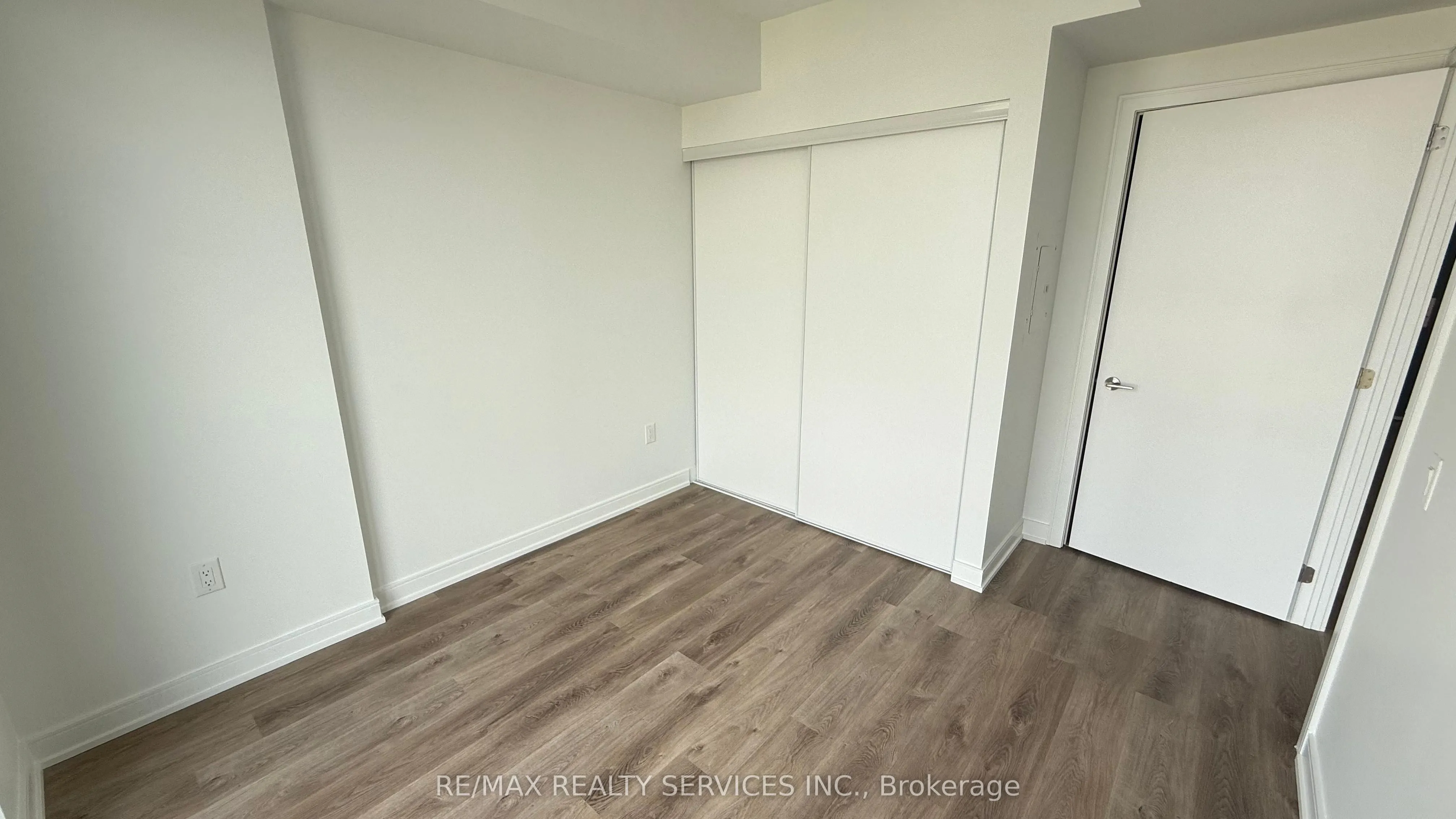 3009 Novar Road, #1121
