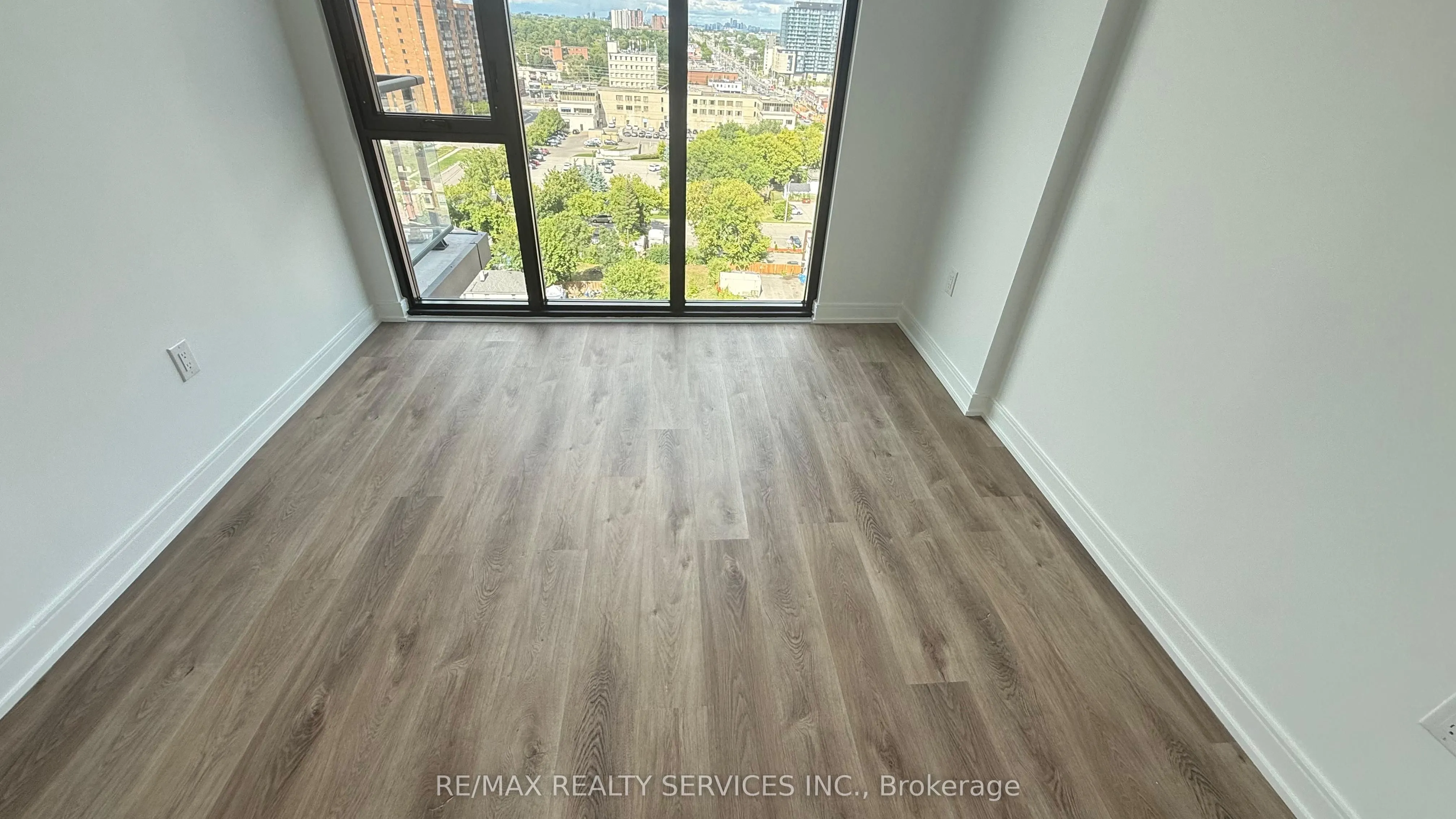 3009 Novar Road, #1121