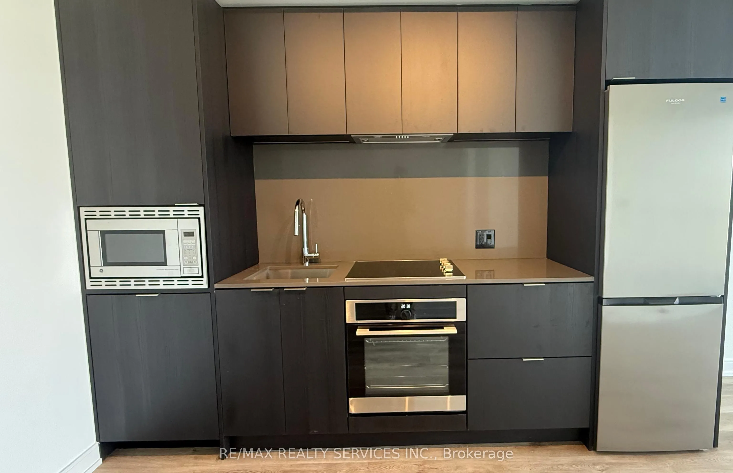 3009 Novar Road, #1121
