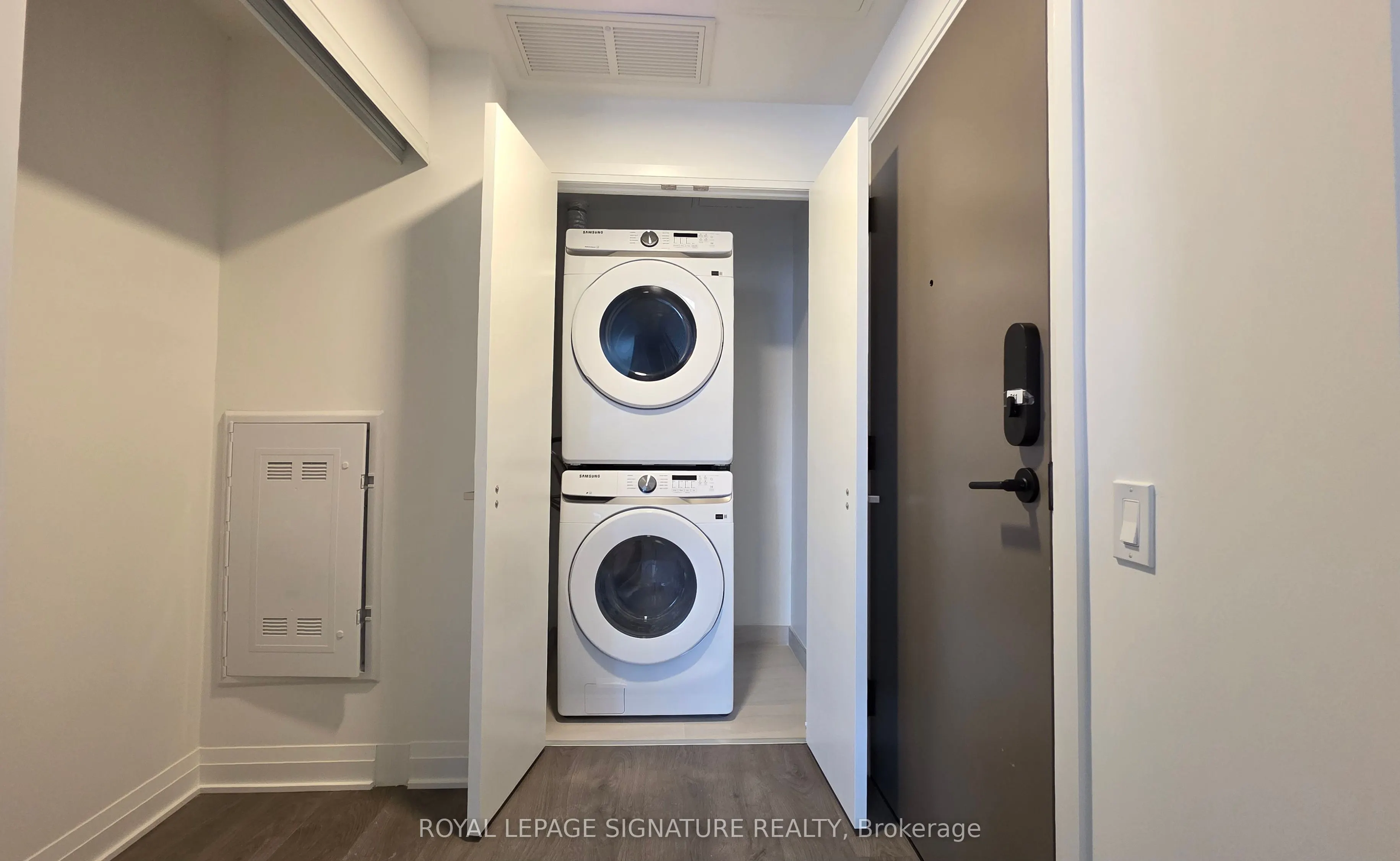 4015 The Exchange, #2211