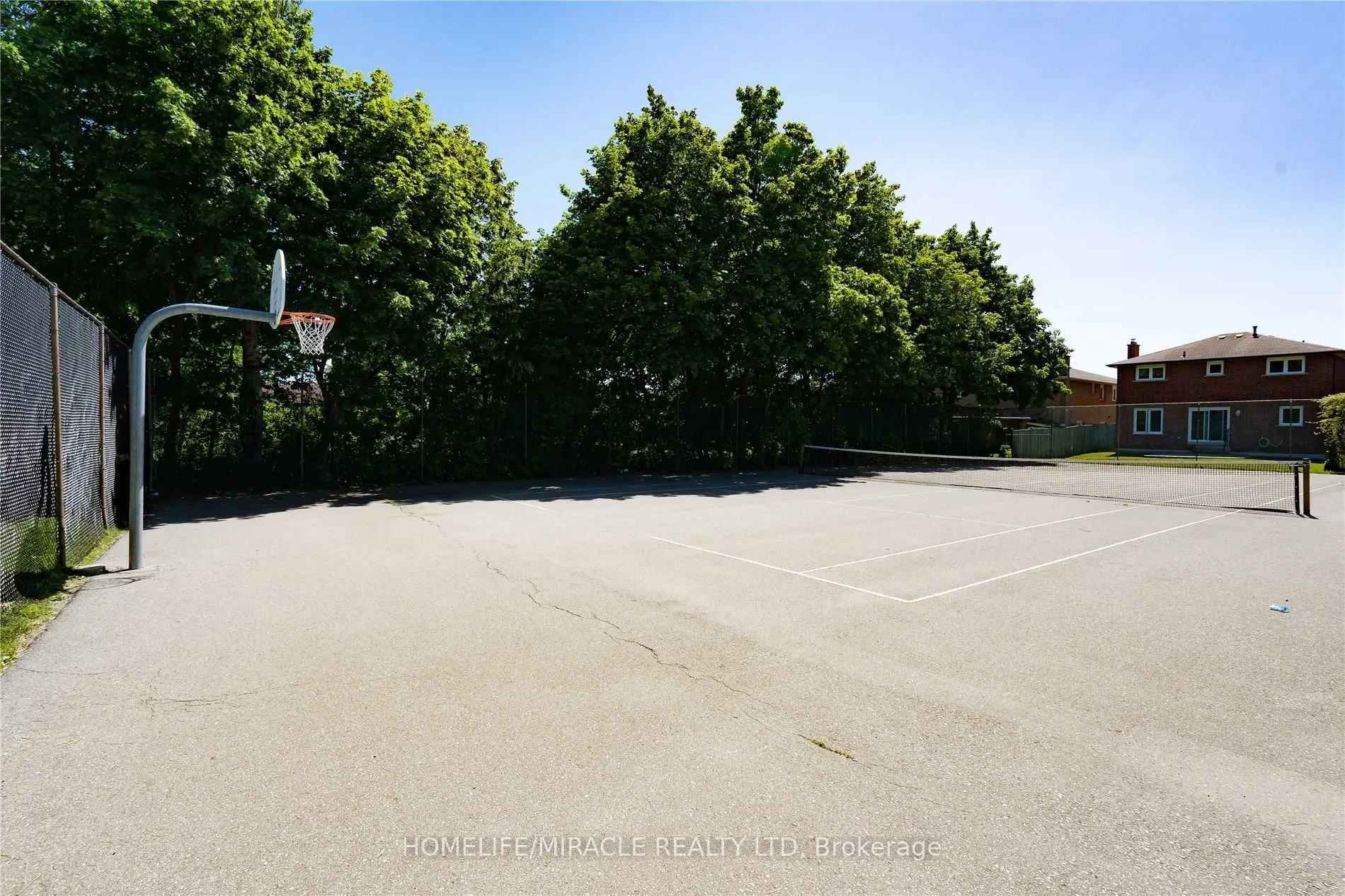 2556 Argyle Road, #803