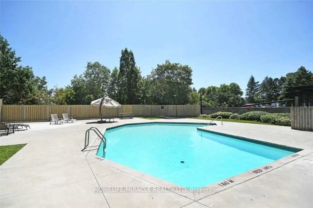 2556 Argyle Road, #803