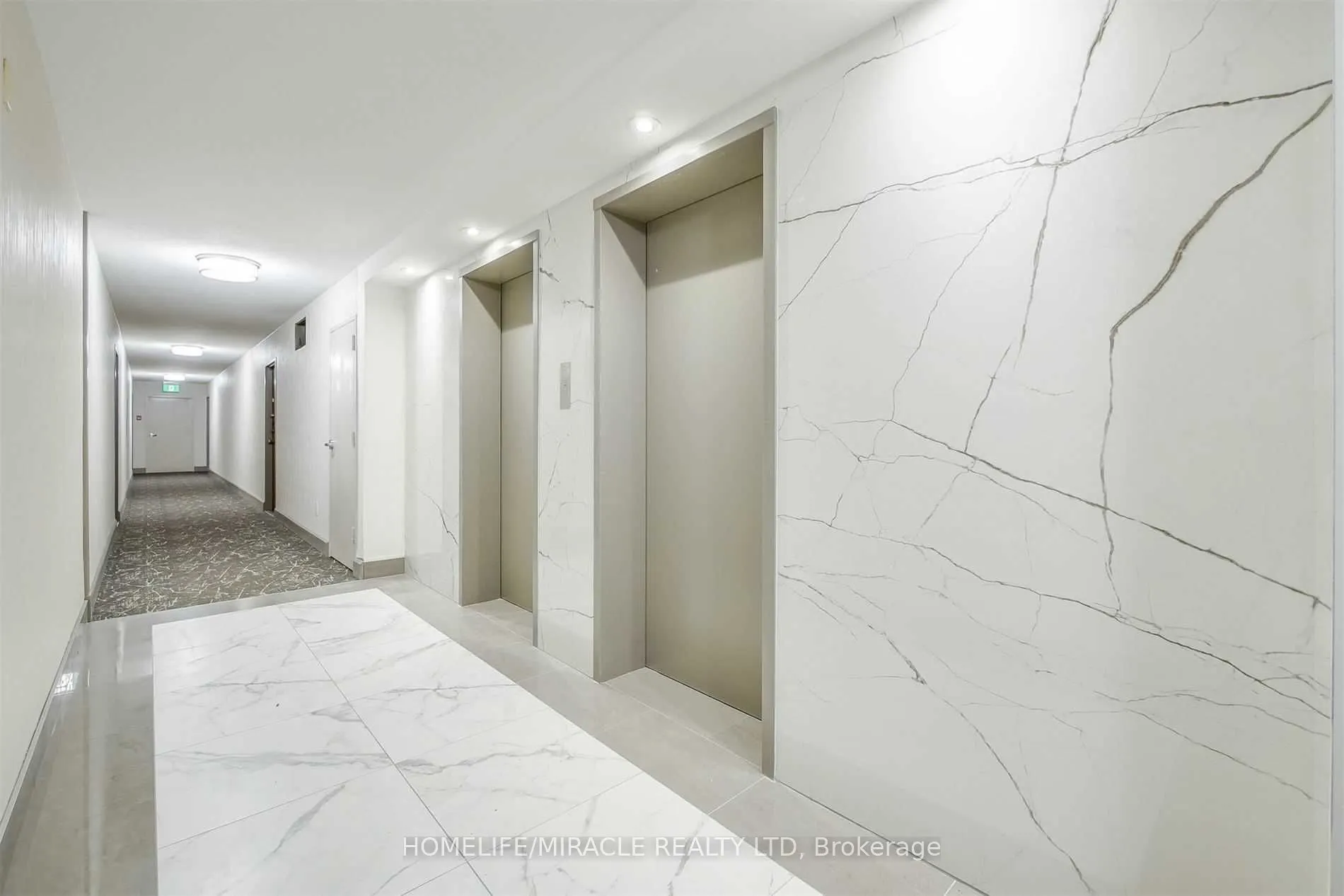 2556 Argyle Road, #803