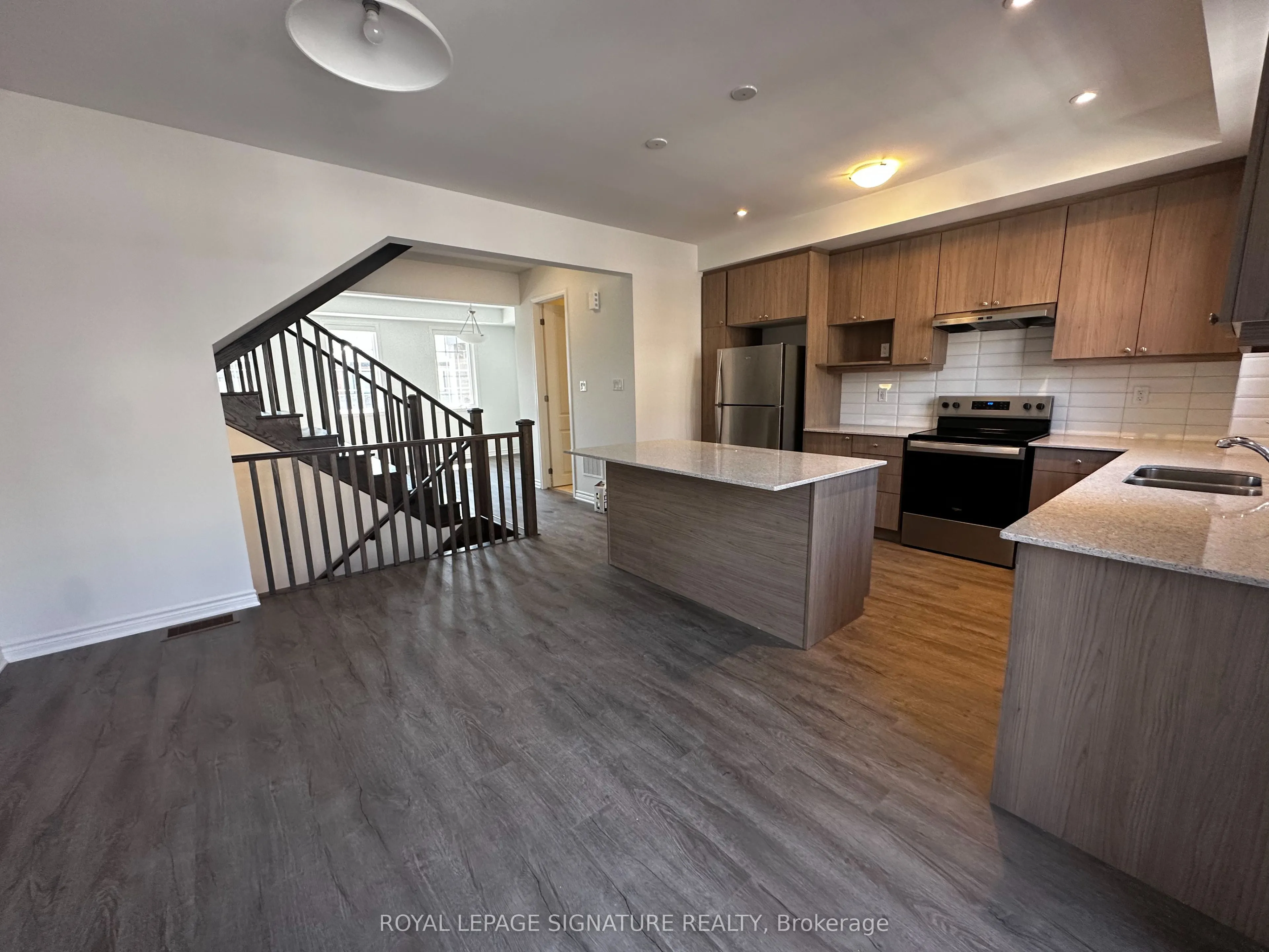 1259 Lily Crescent, #7