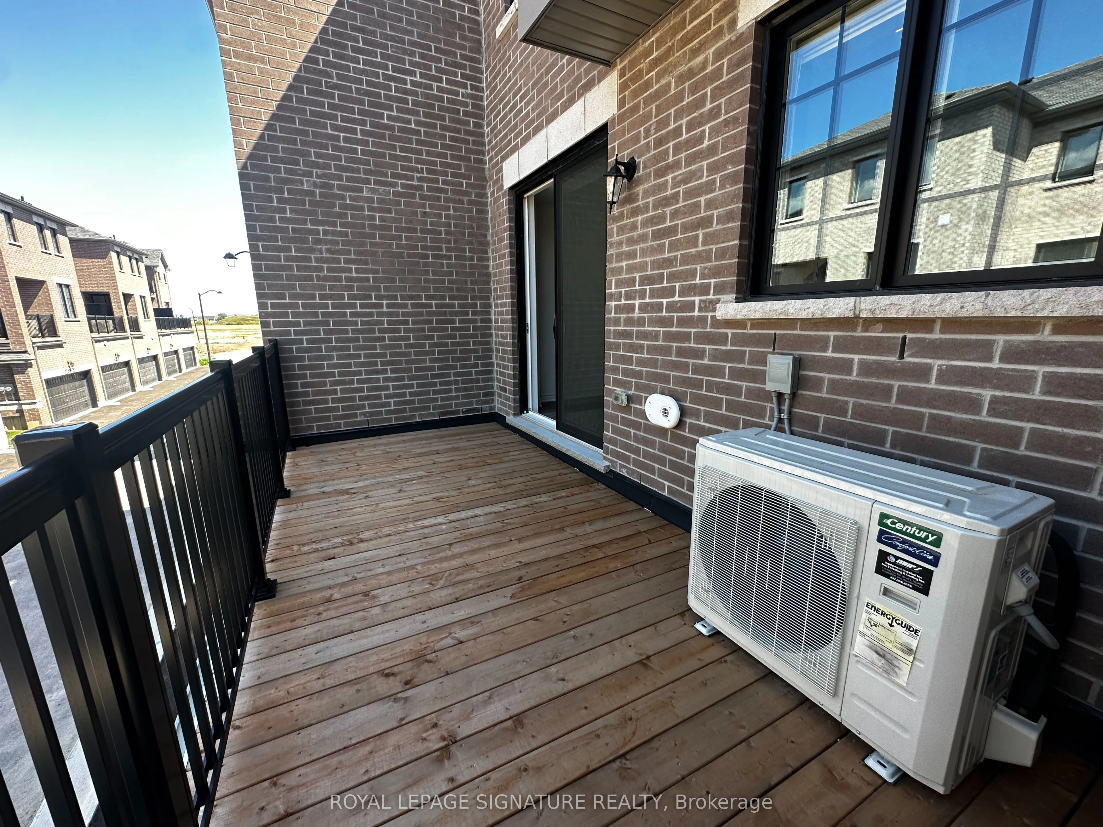 1259 Lily Crescent, #7