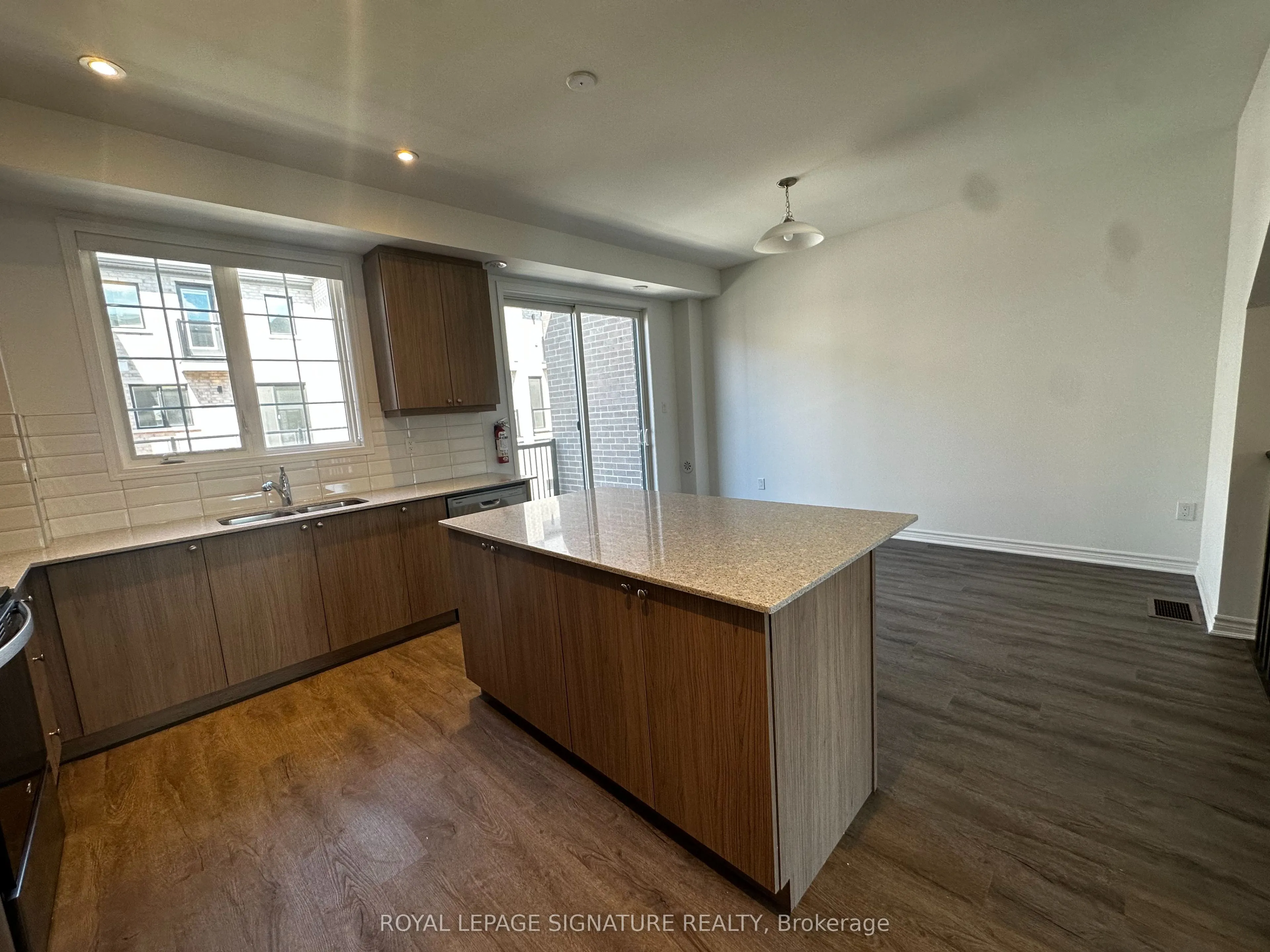 1259 Lily Crescent, #7