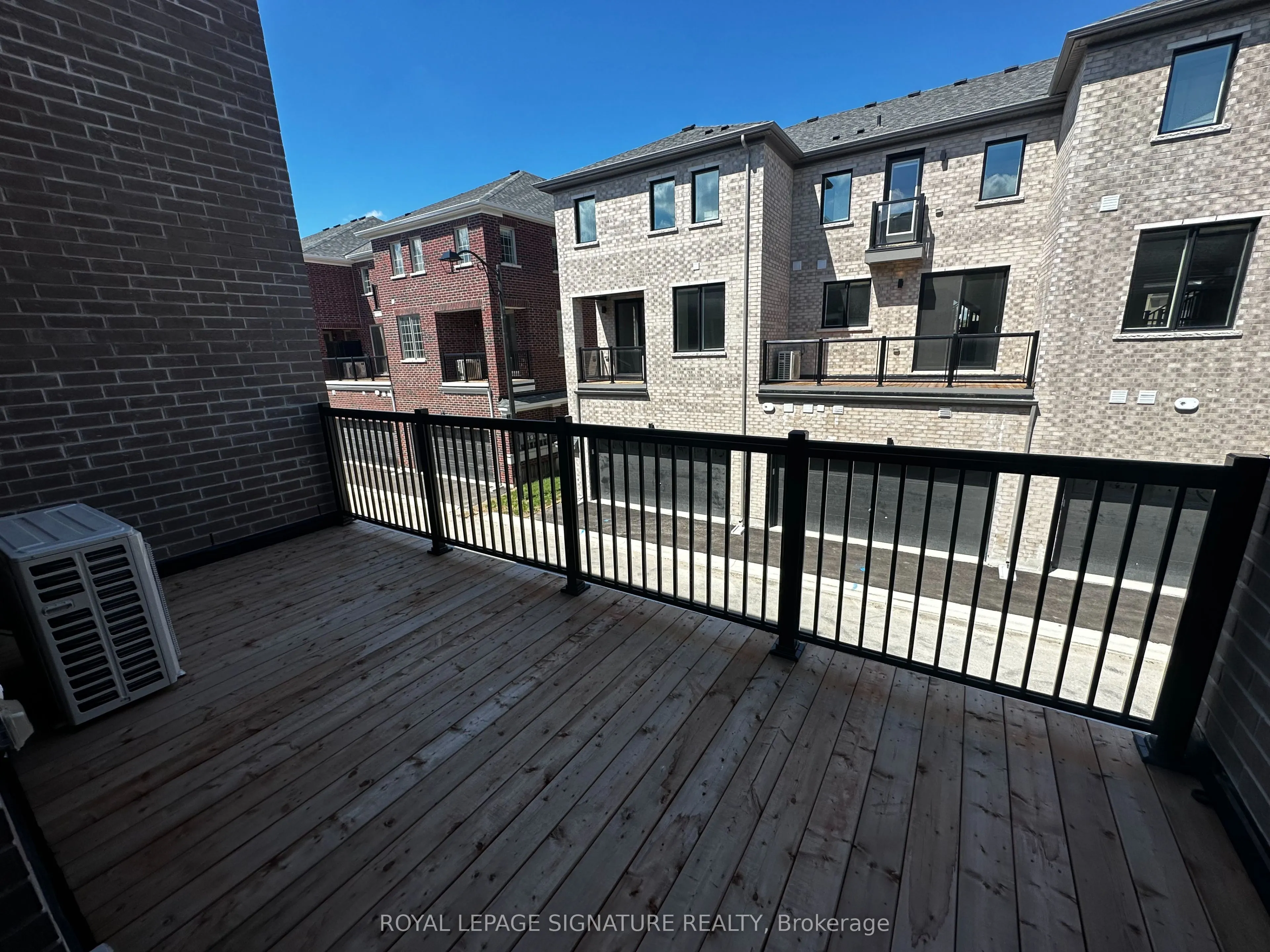 1259 Lily Crescent, #7