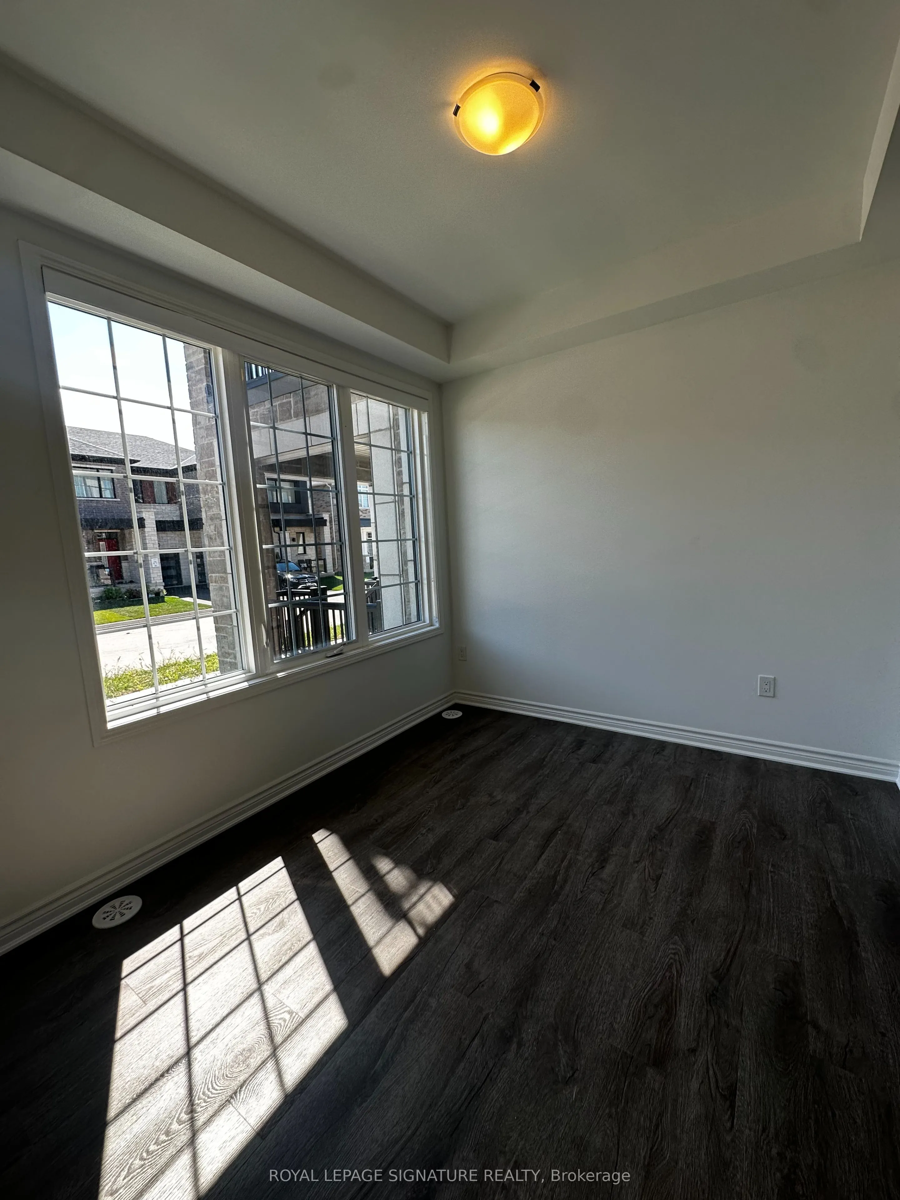 1259 Lily Crescent, #7