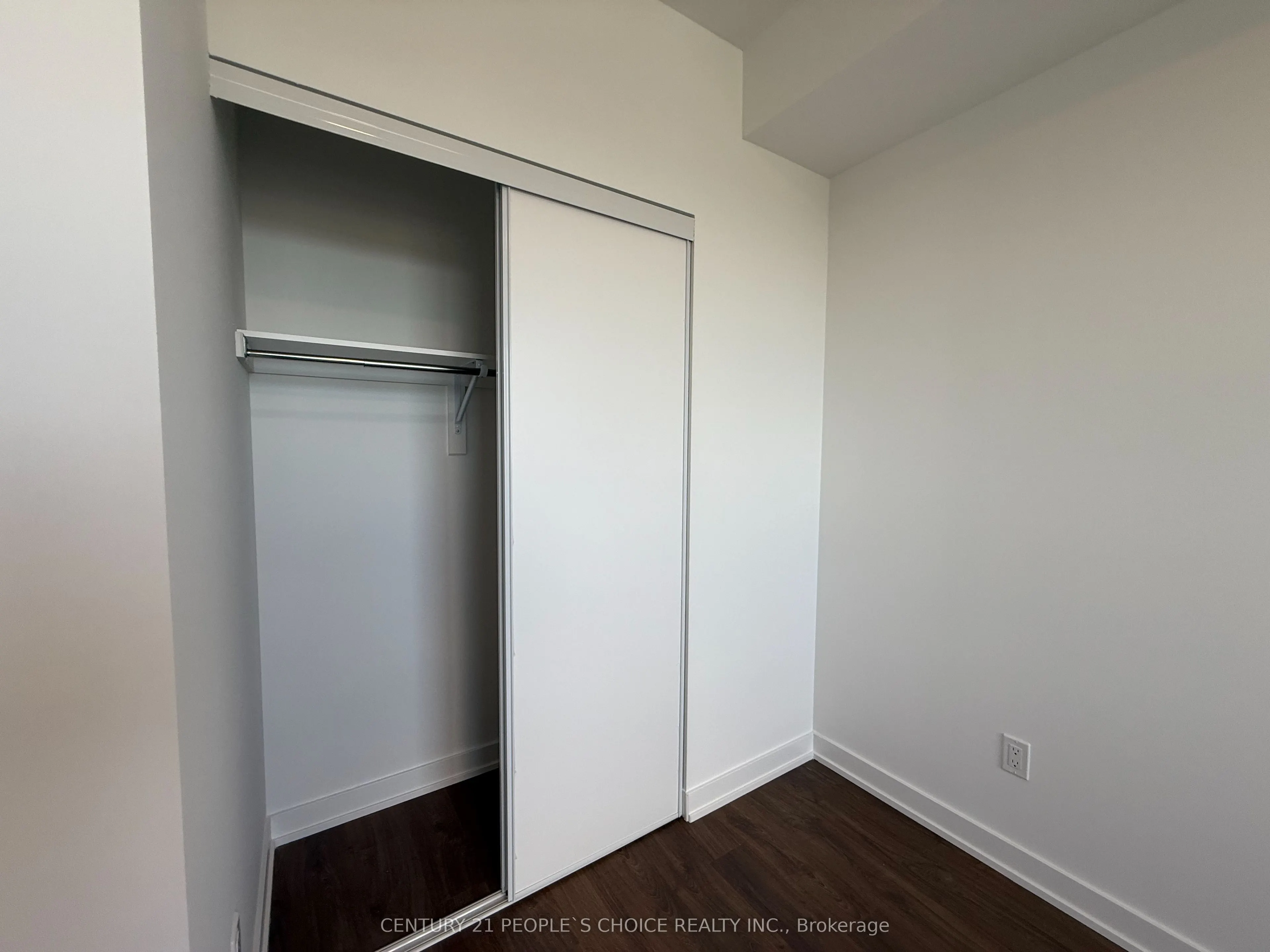 5105 Hurontario Street, #3212