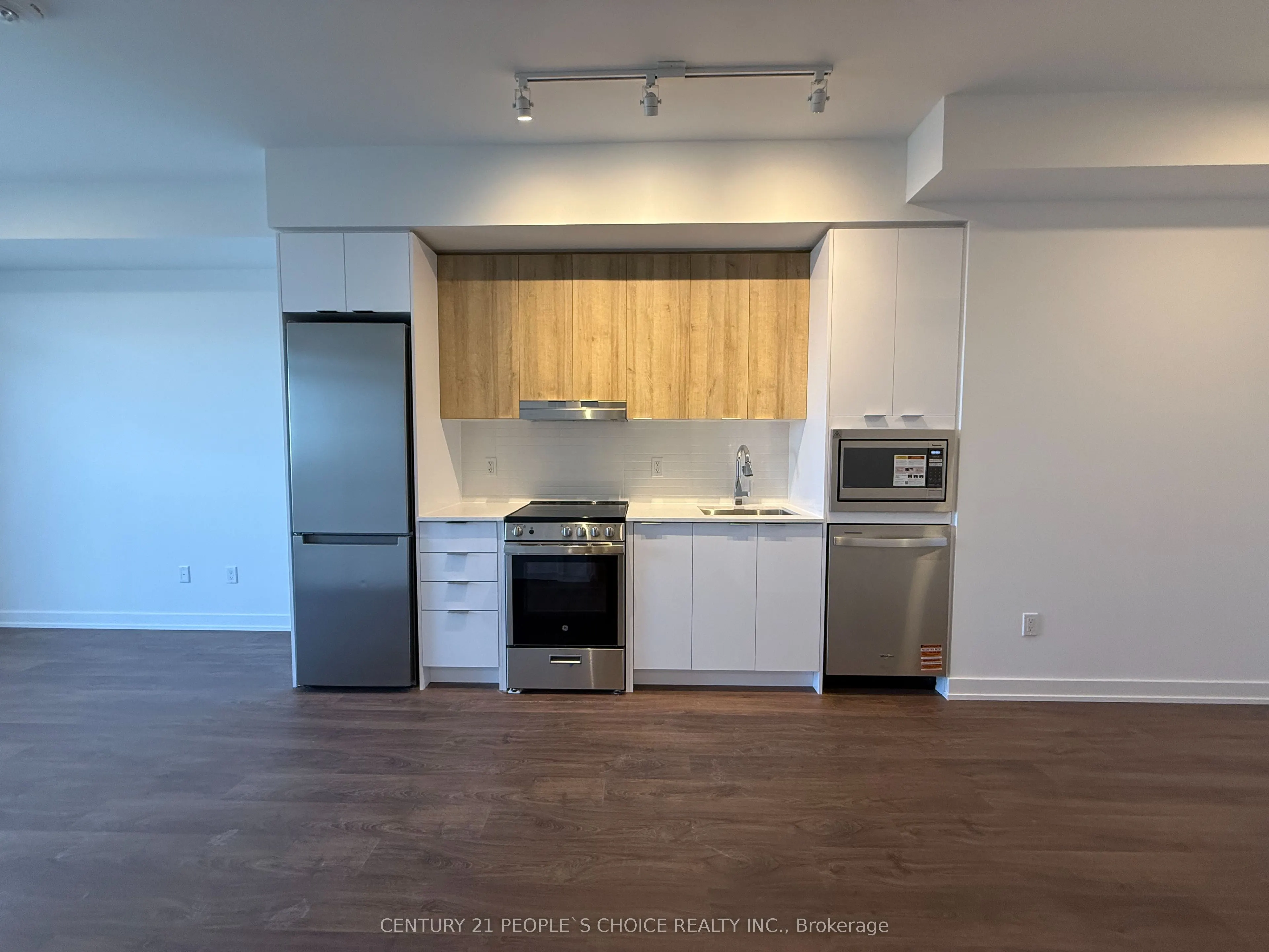 5105 Hurontario Street, #3212