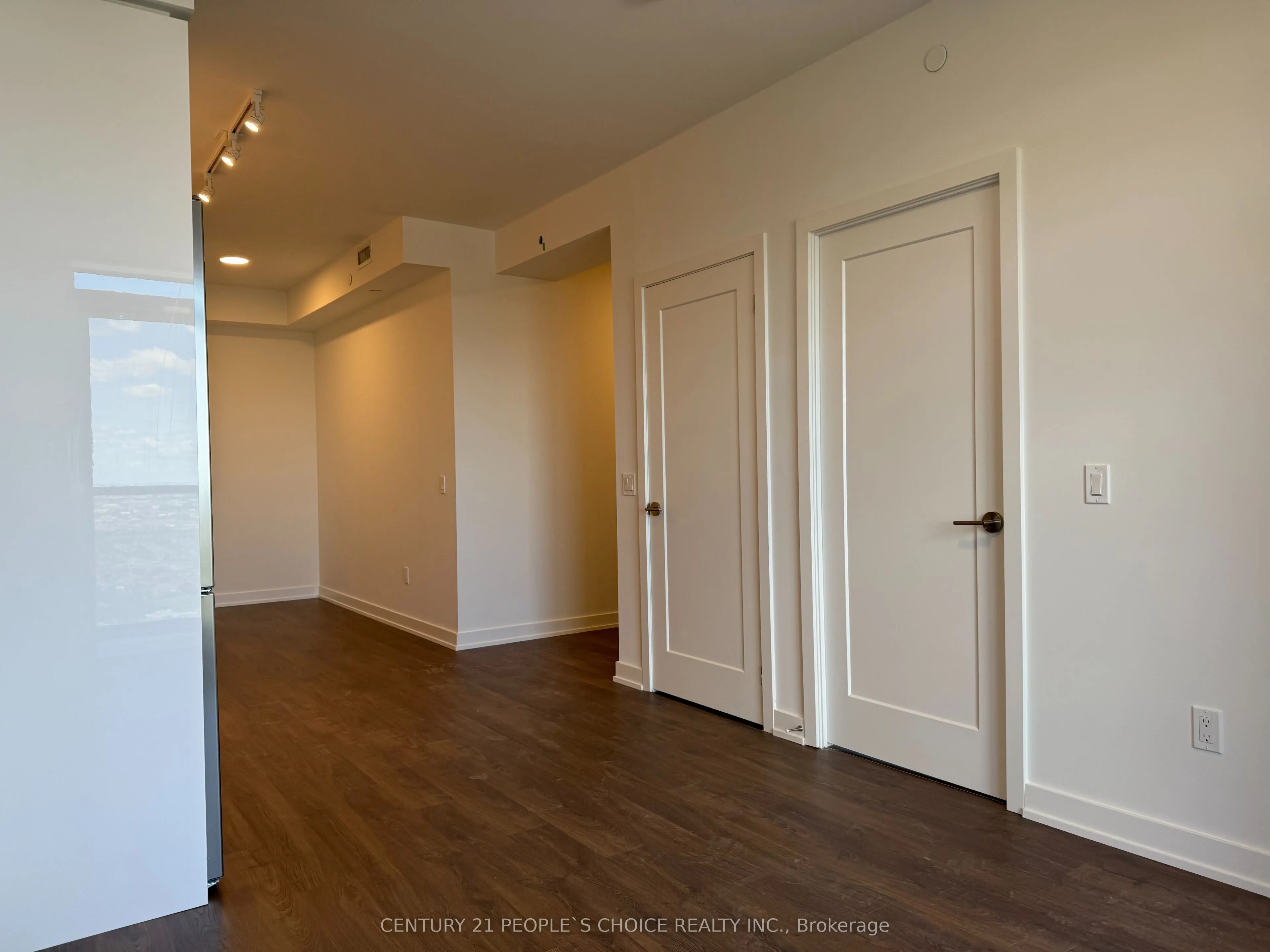 5105 Hurontario Street, #3212