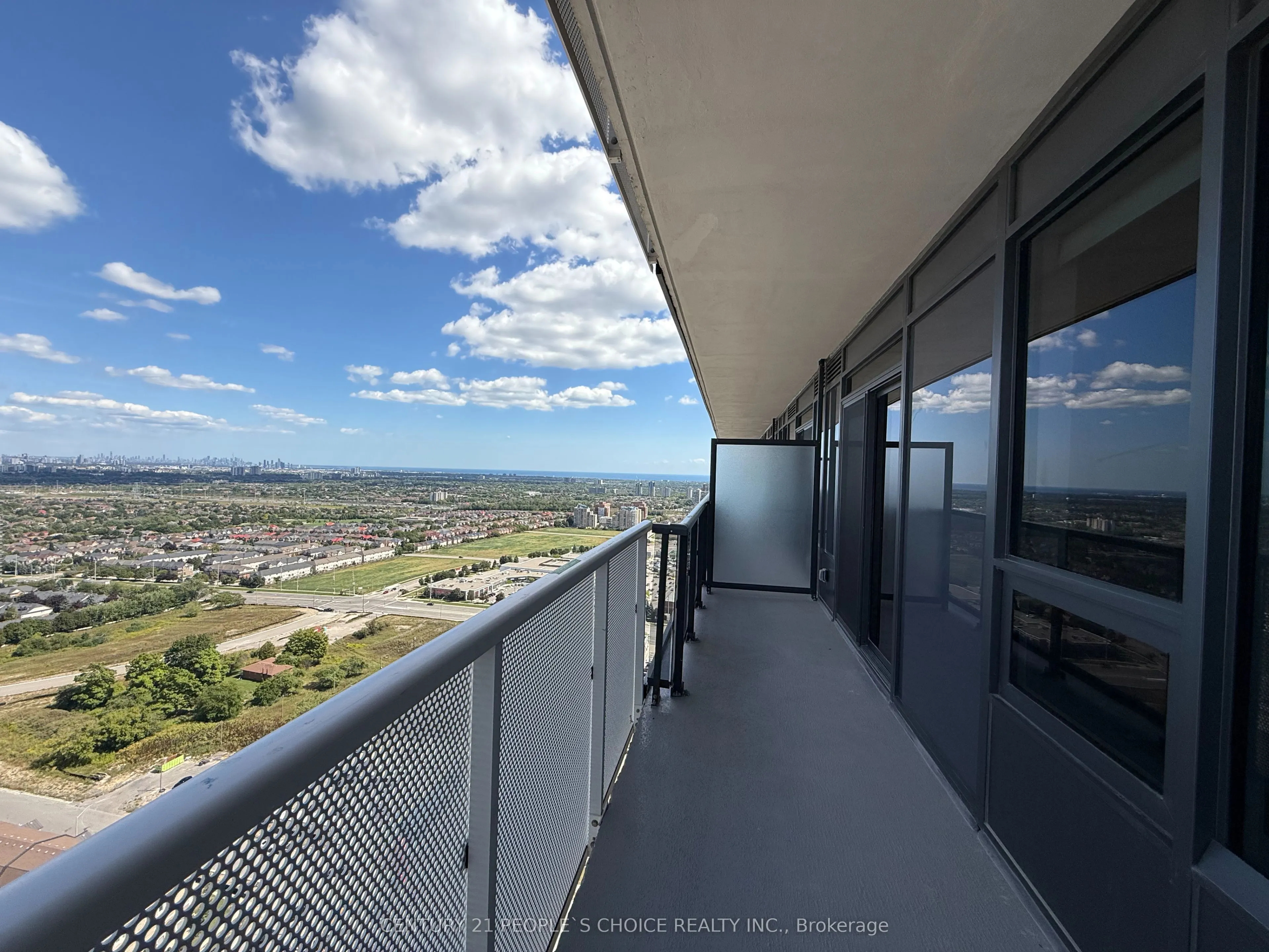 5105 Hurontario Street, #3212