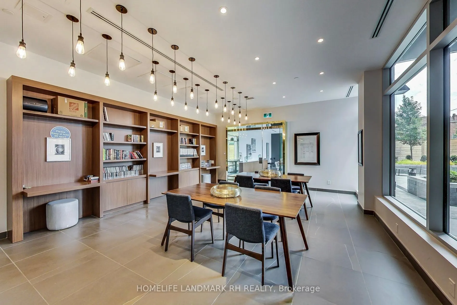 385 Osler Street, #512