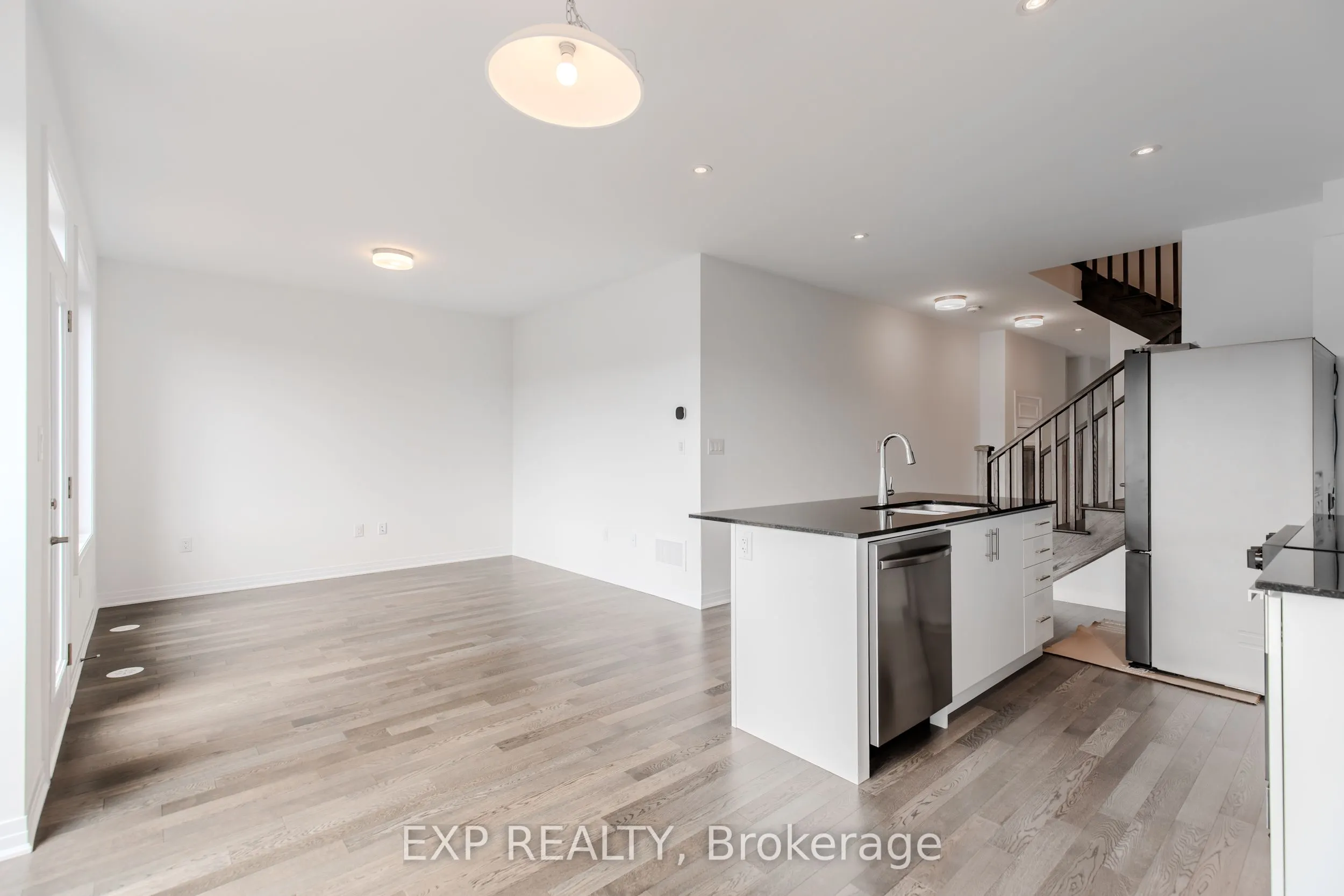 3276 Crystal Drive