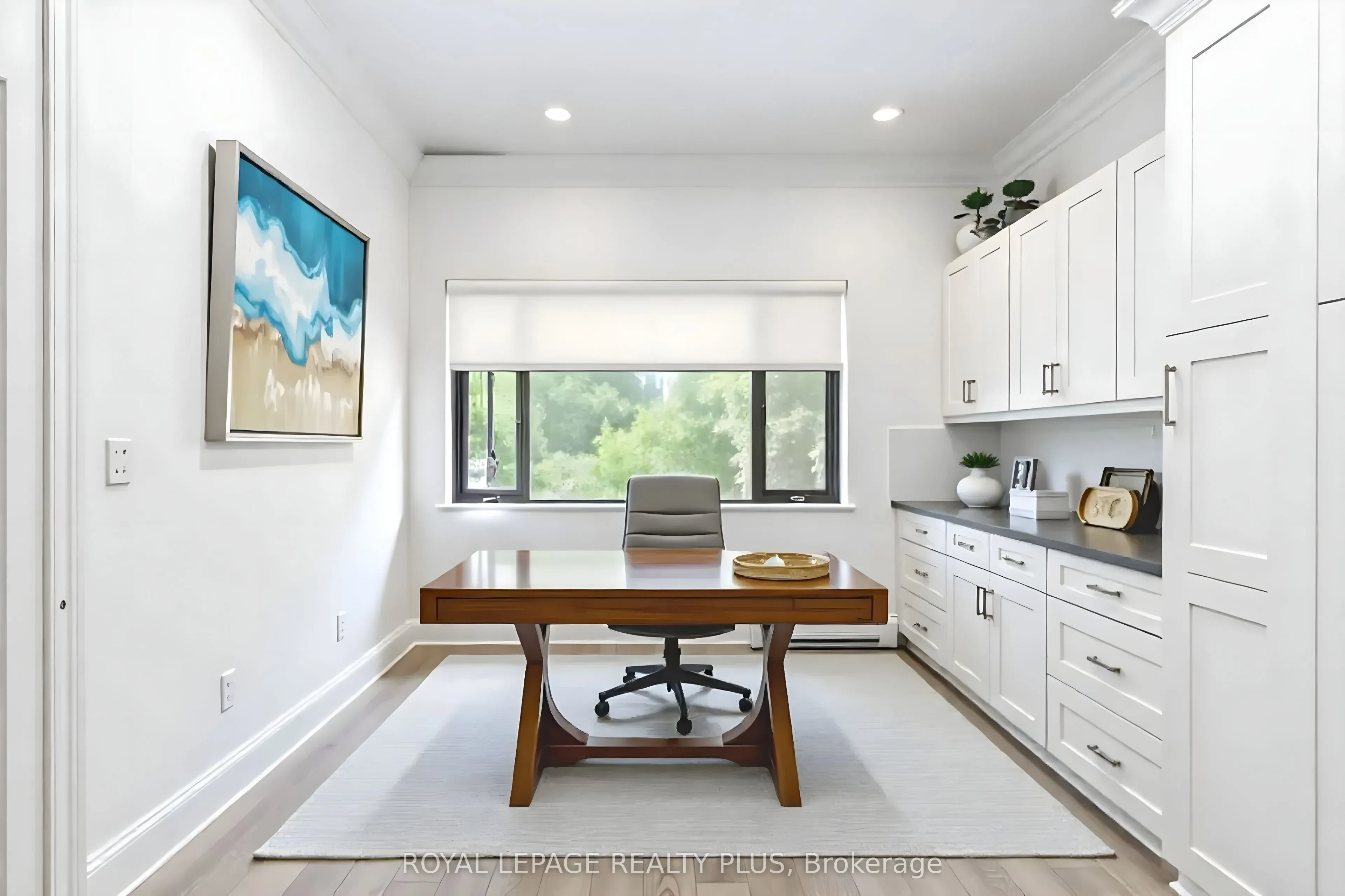 1 Elmwood Avenue S, #2
