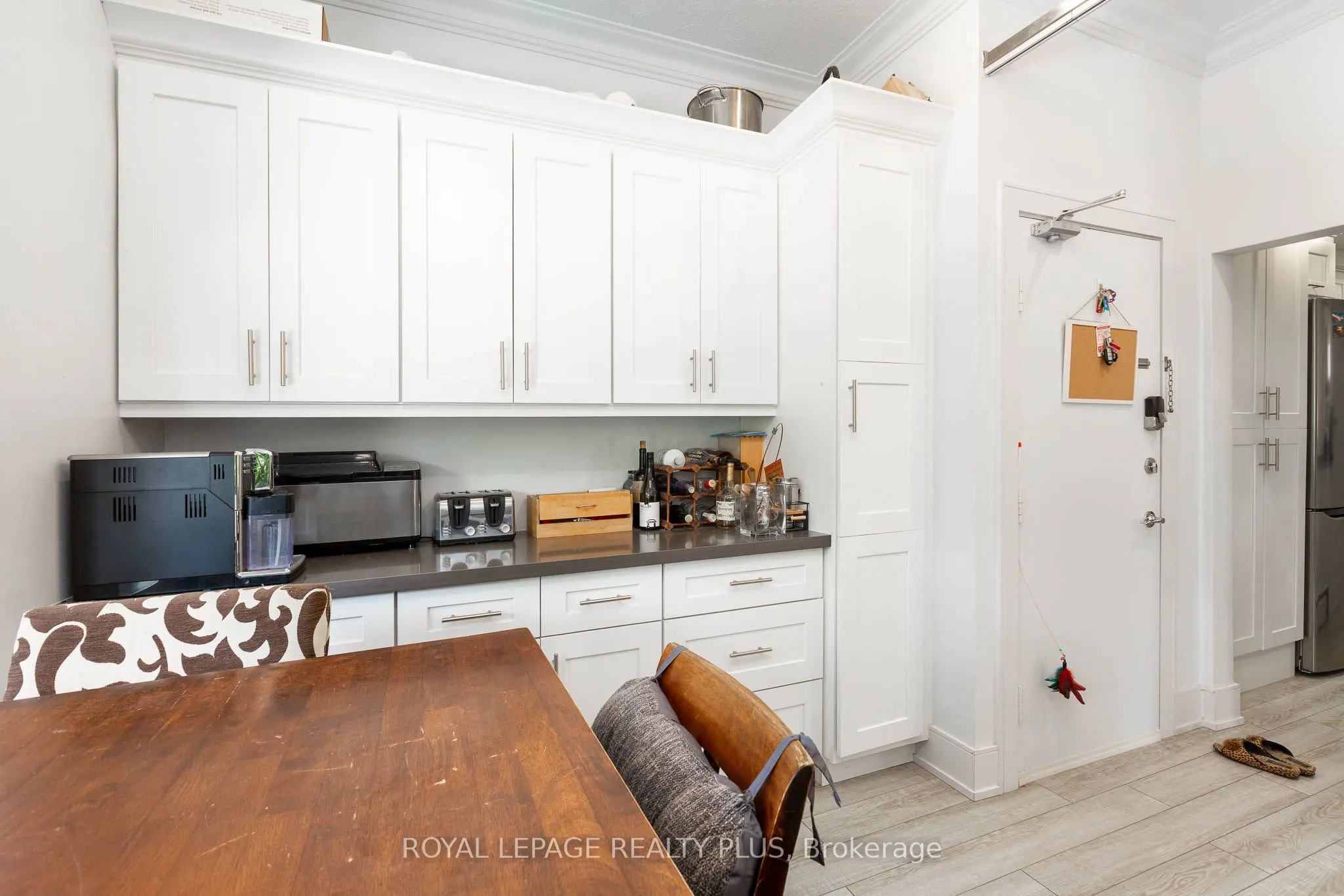 1 Elmwood Avenue S, #2