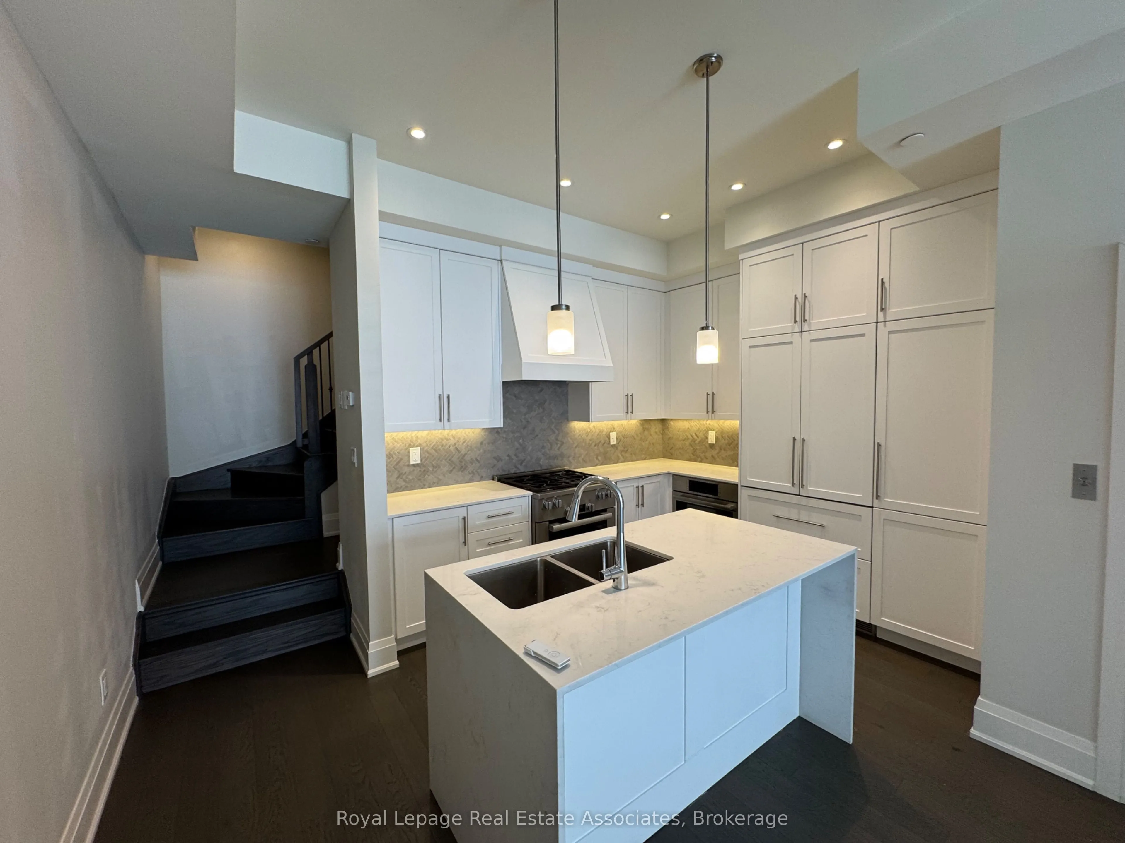 95 Brookfield Road, #10
