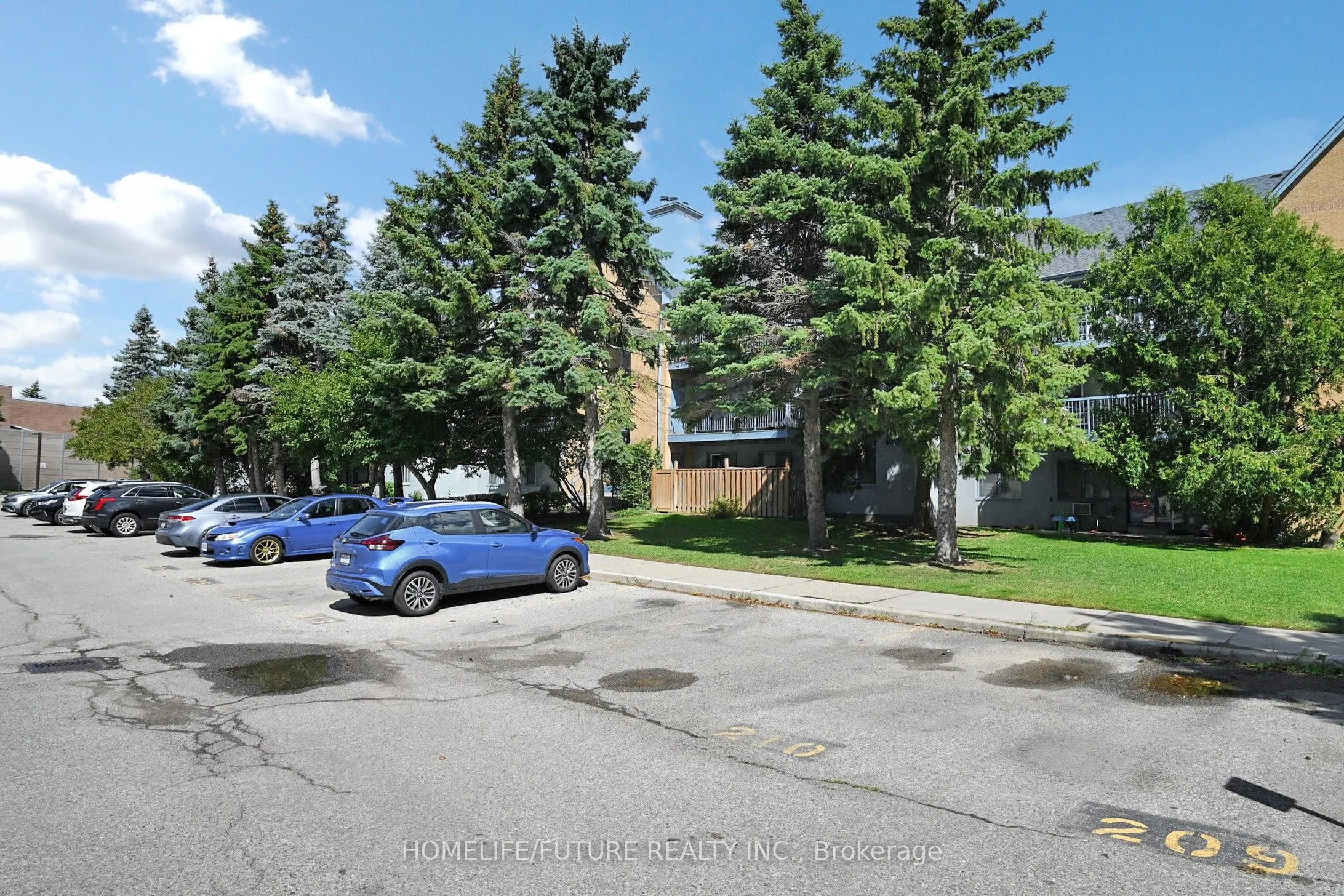 95 Trailwood Drive, #913