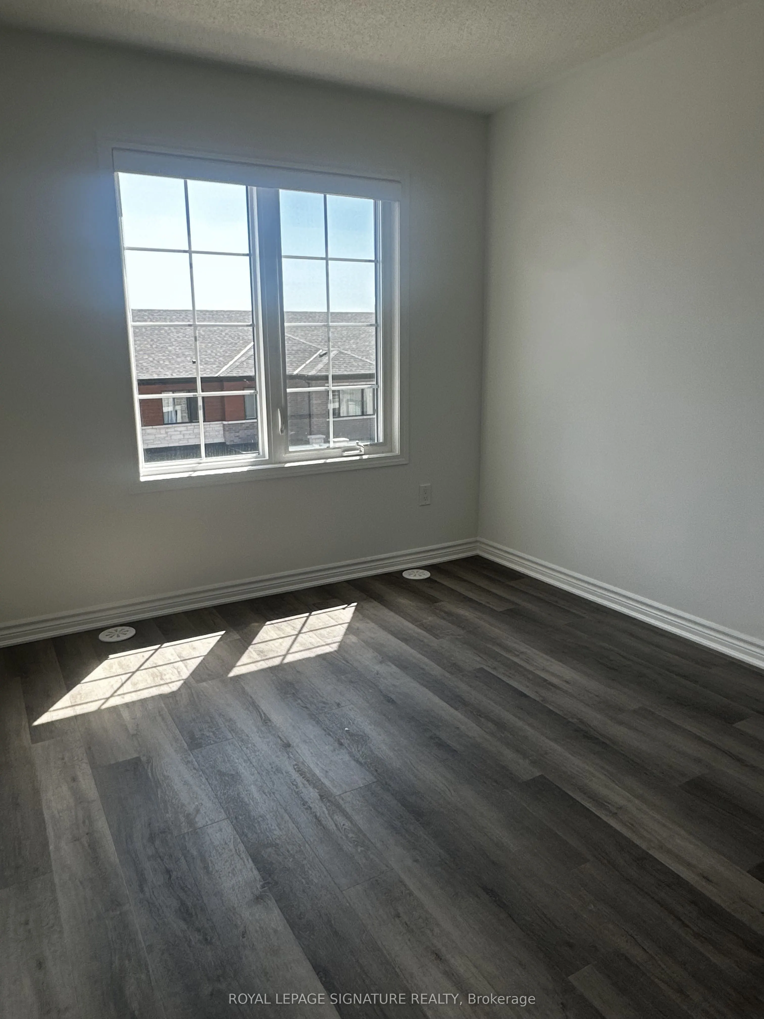 1259 Lily Crescent, #8