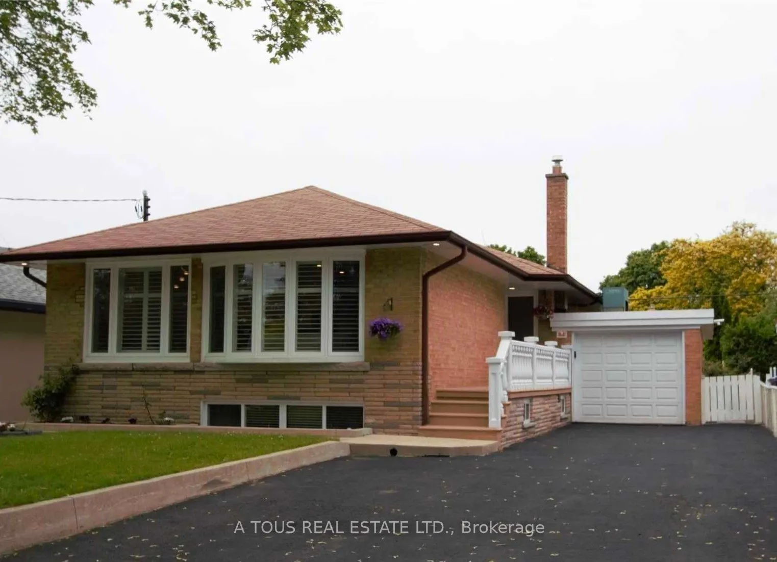 52 Winnipeg Road