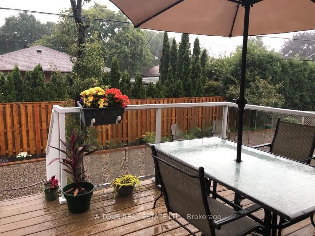 52 Winnipeg Road