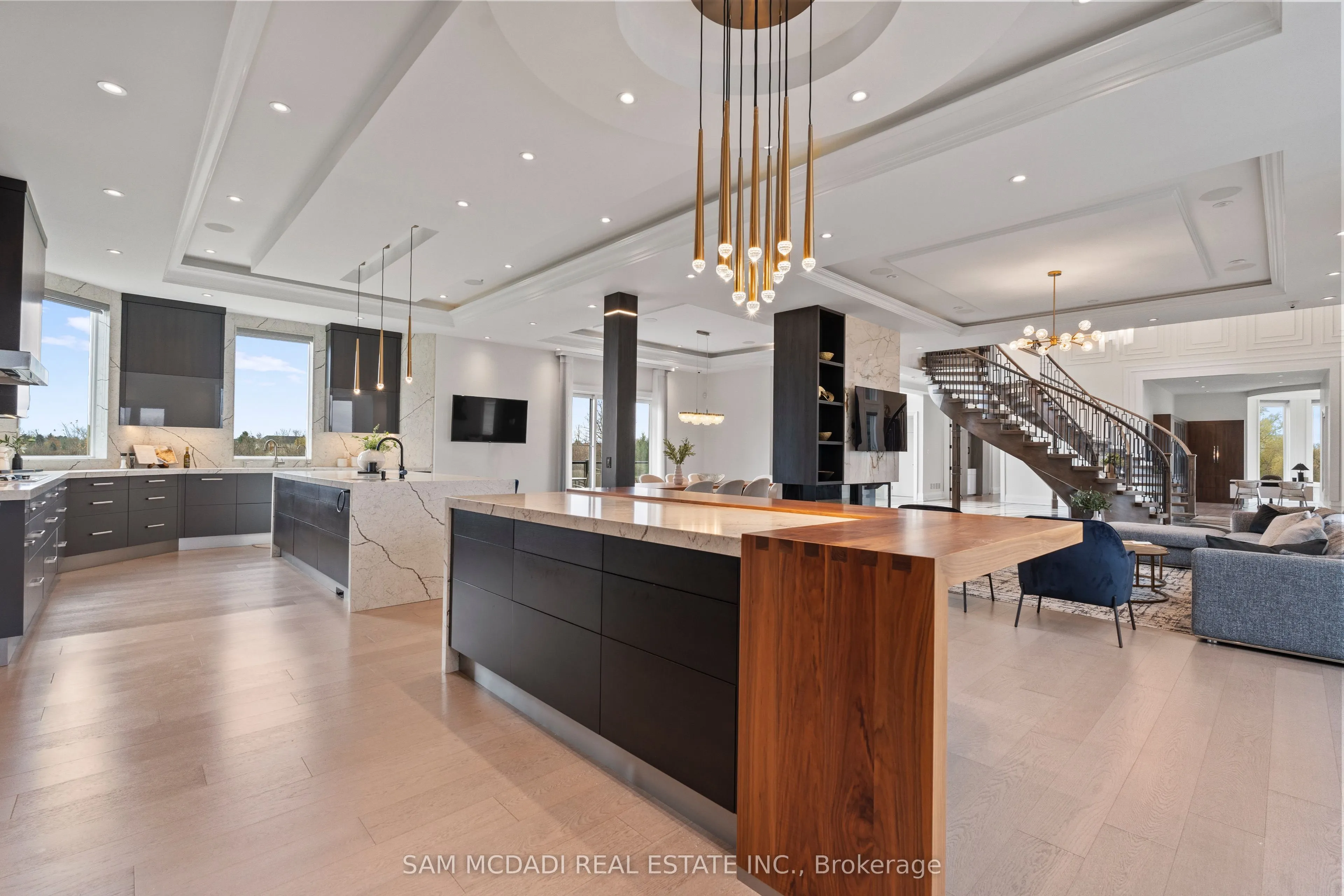 4 Saint Lukes Court