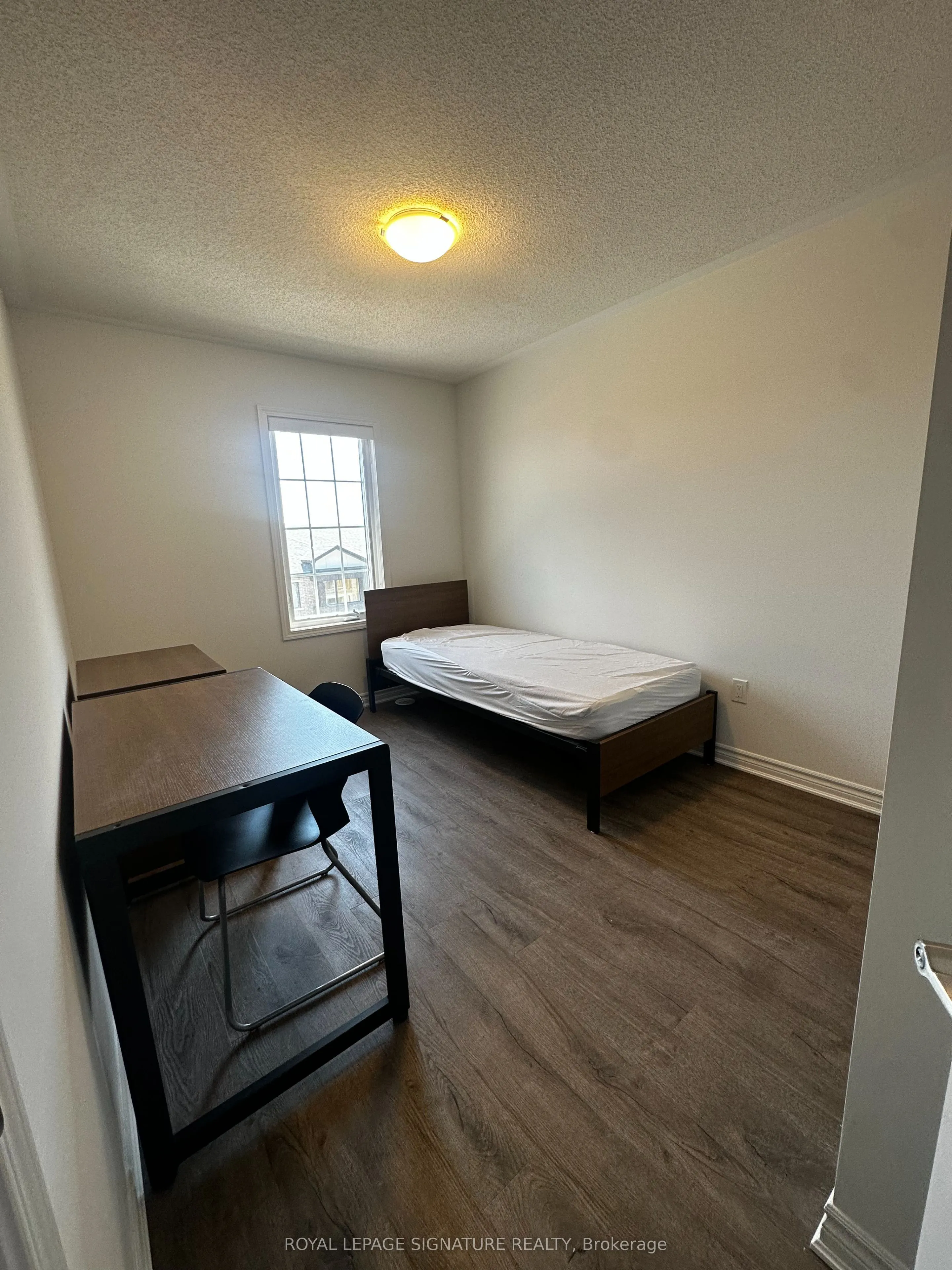 1259 Lily Crescent, #11