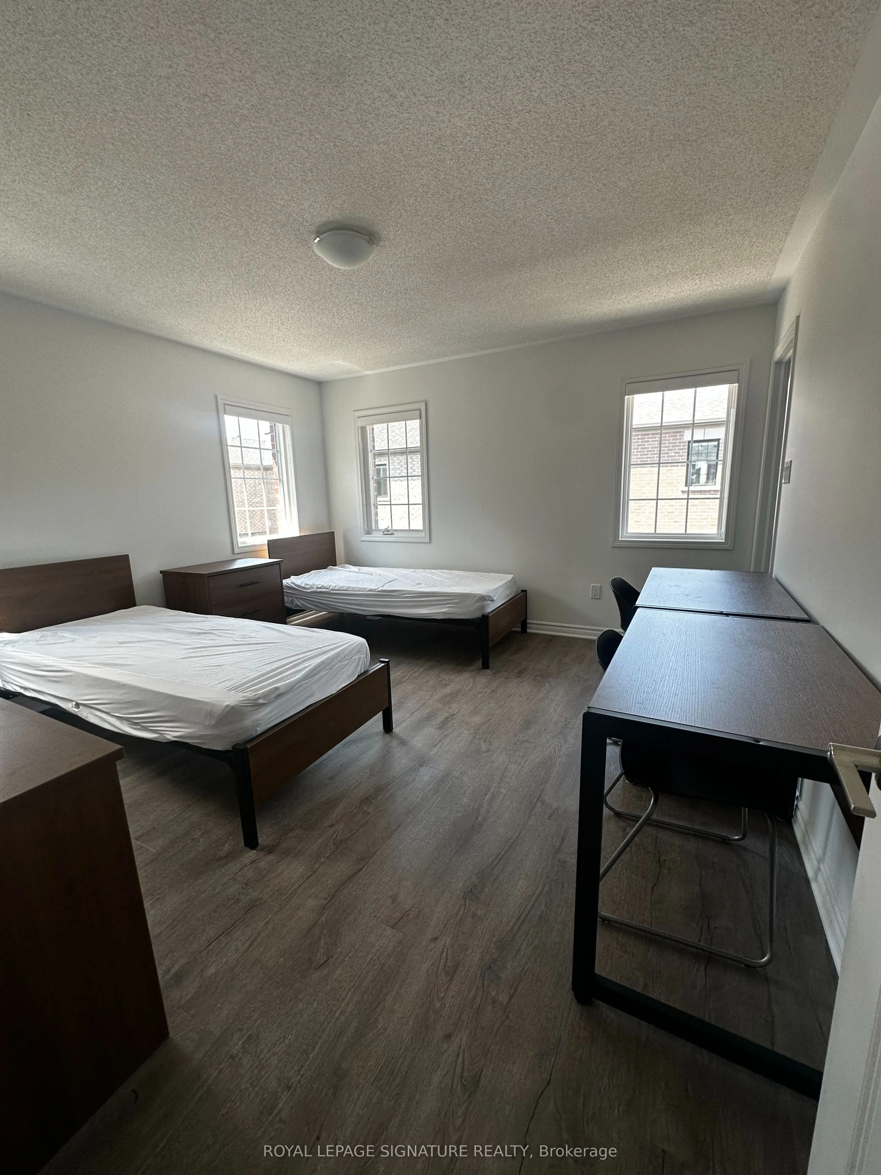 1259 Lily Crescent, #11