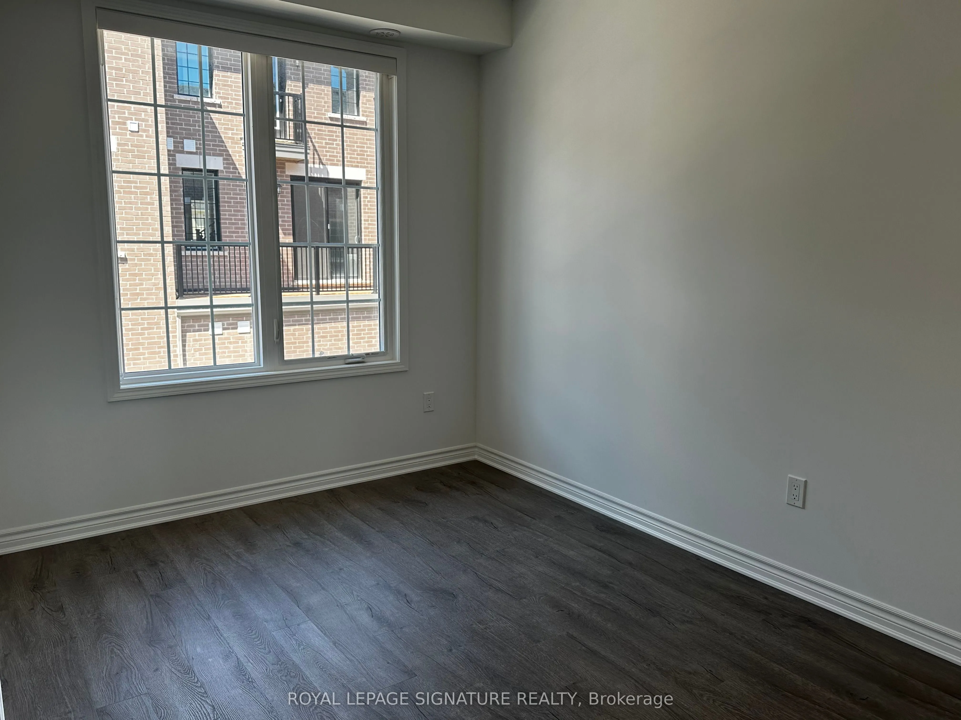 1259 Lily Crescent, #11
